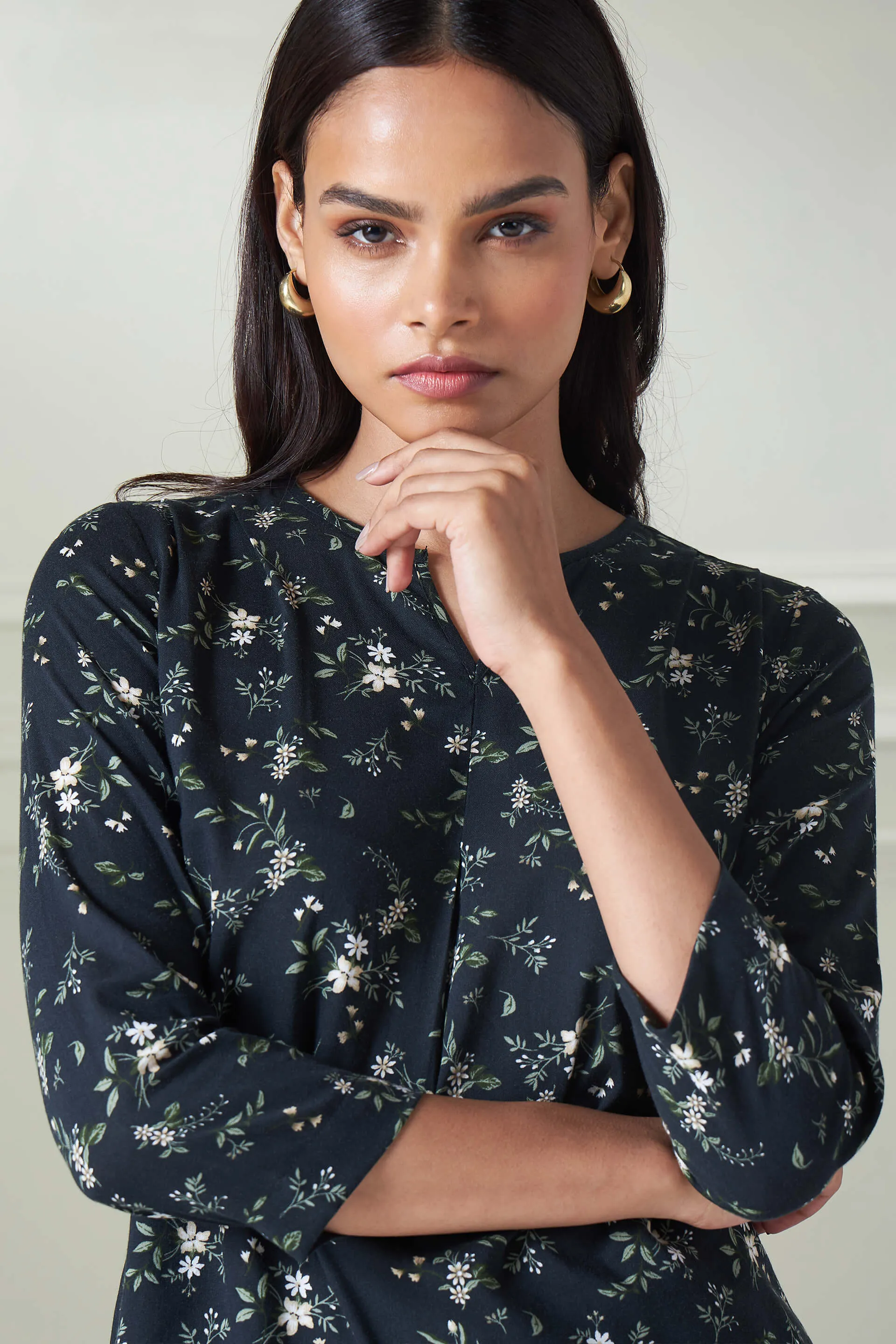 Jasper Floral High-Low Pleated Top - Black sold by Salt Attire product image thumbnail 3