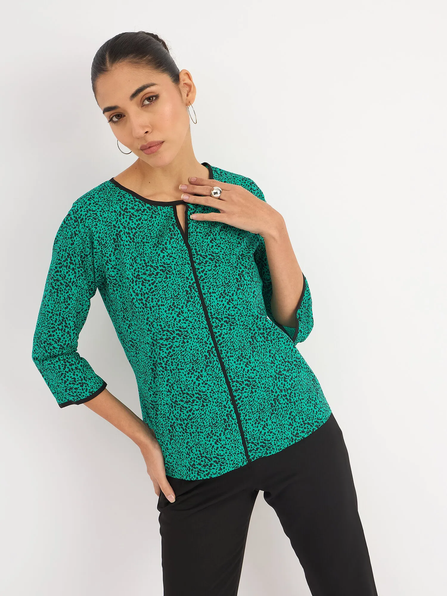 Nelly Slit Sleeve Piping Detail Top - Green sold by Salt Attire product image thumbnail 4