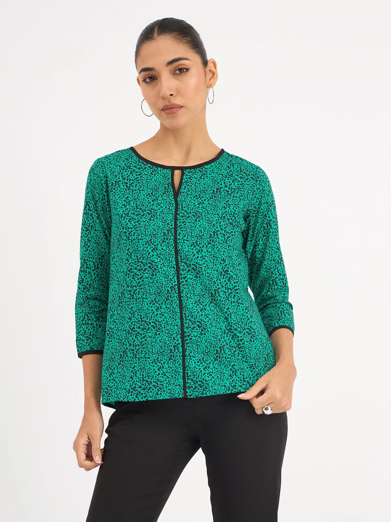 Nelly Slit Sleeve Piping Detail Top - Green sold by Salt Attire