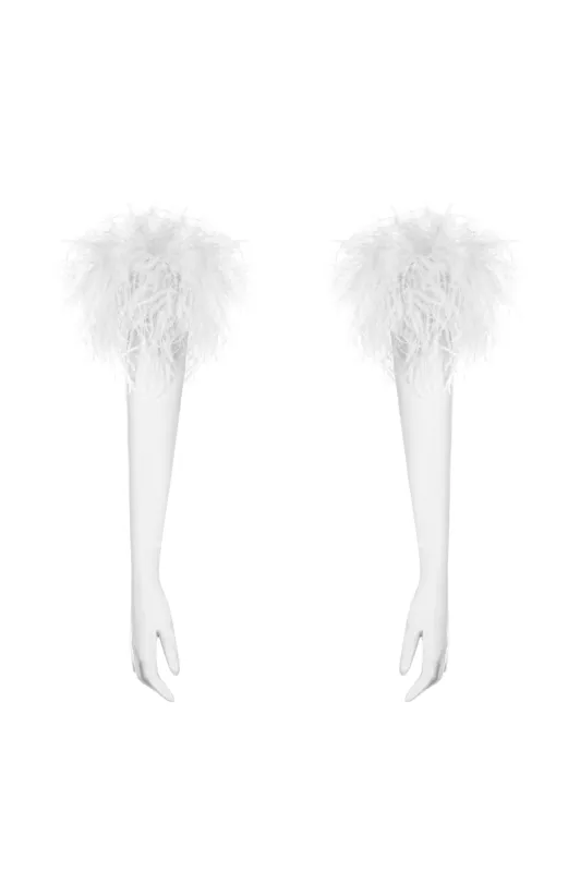 Ostrich Gloves in White made by Santa Brand