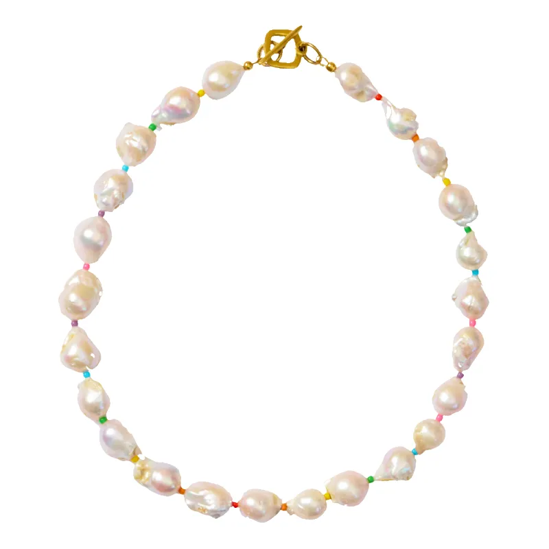 Daisy sold by Spicy Dan