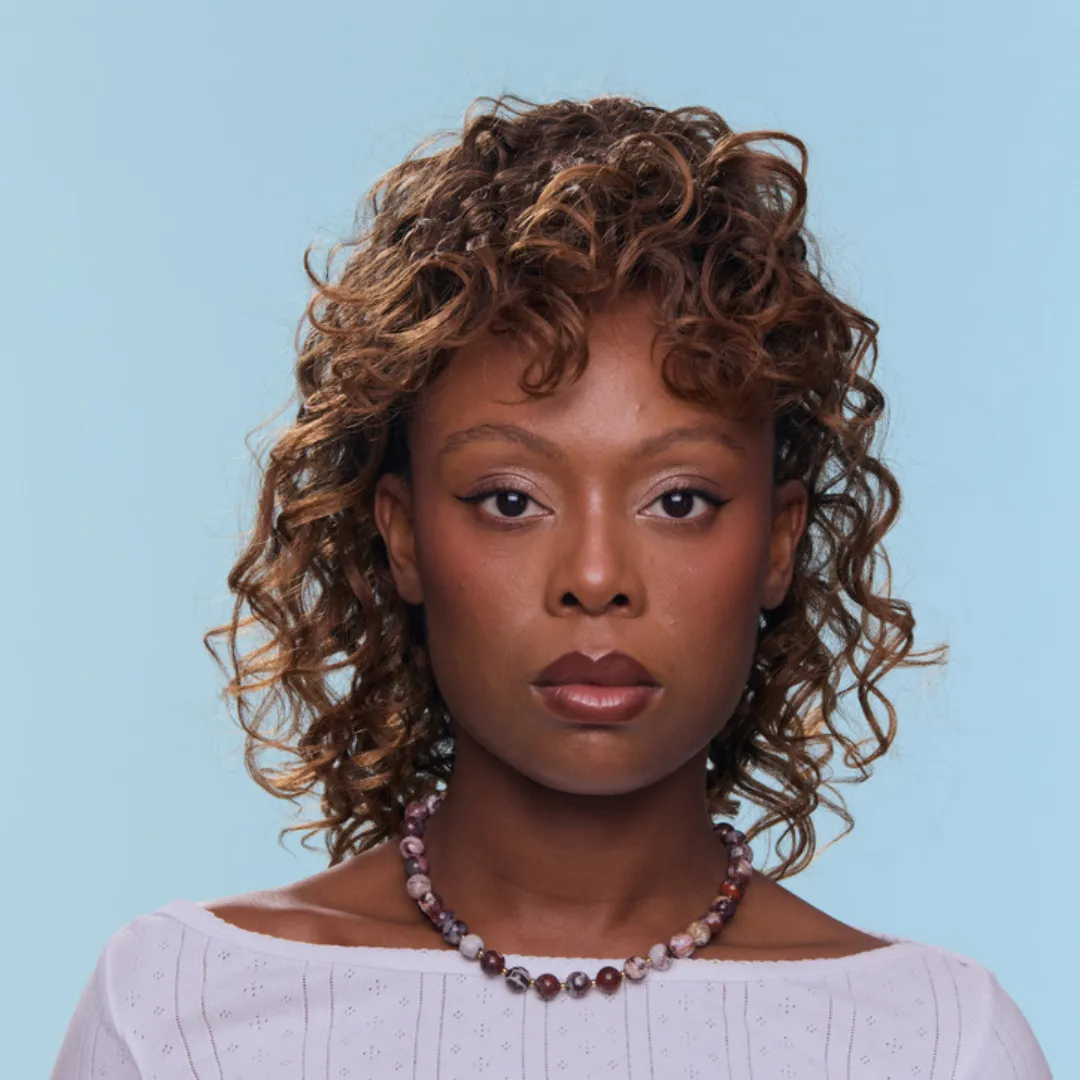 Izzy sold by Spicy Dan product image thumbnail 4