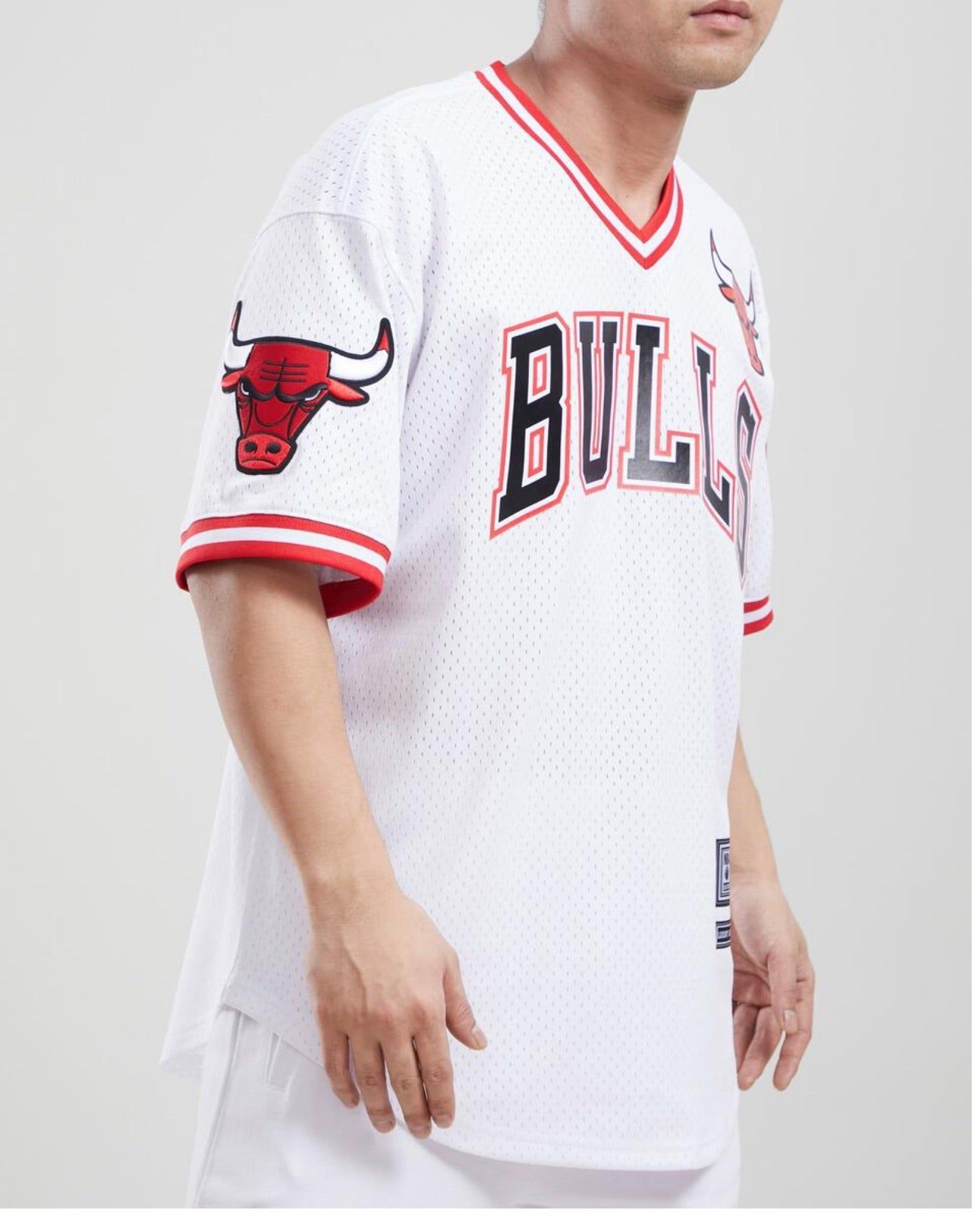 Pro Standard Mens Chicago Bulls Black White Red Mesh Jersey sold by Unleashed Streetwear product image thumbnail 3