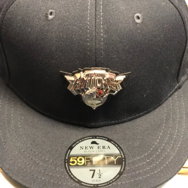 New Era black label New York Knicks hat Fitted sold by Unleashed Streetwear