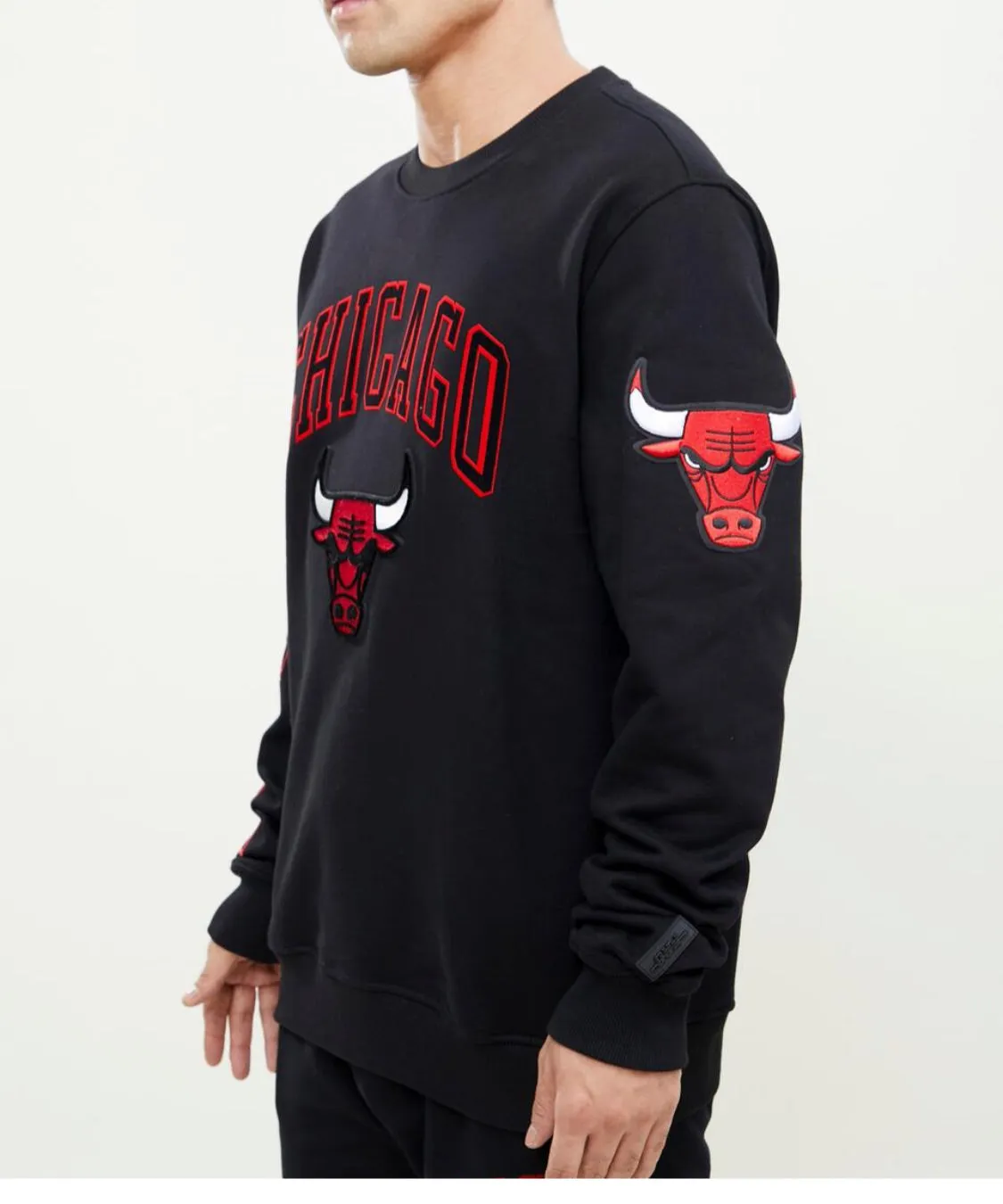 Pro Standard Chicago Bulls Crew Sweatshirt sold by Unleashed Streetwear product image thumbnail 3