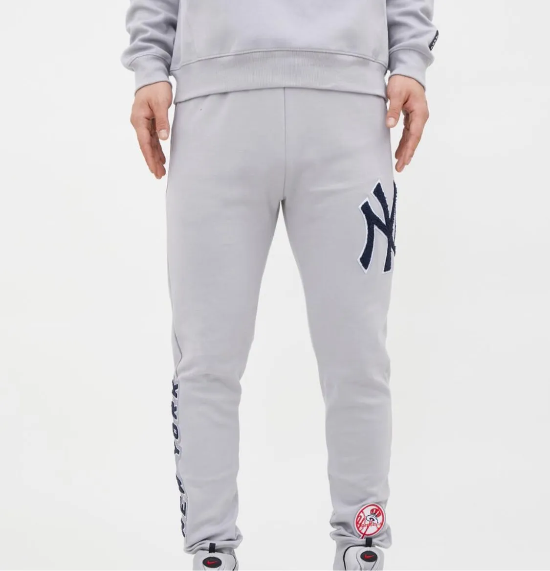 Pro Standard NY Yankees 2 Piece Set sold by Unleashed Streetwear product image thumbnail 3