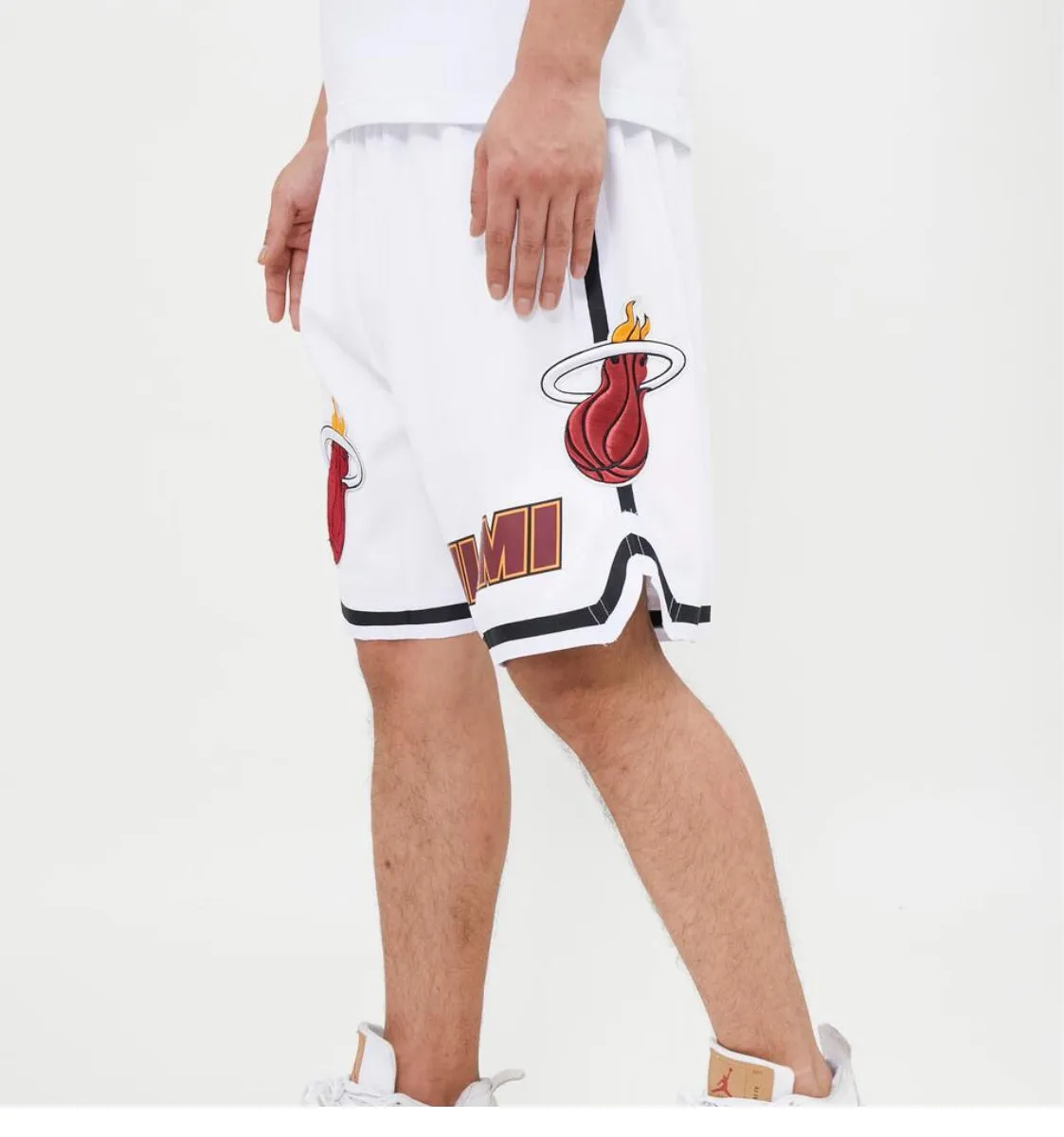 Pro Standard Sports 2 Piece Miami Heat Short Set sold by Unleashed Streetwear product image thumbnail 2