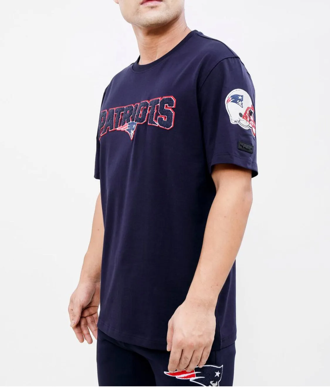 Pro Standard Sports 2 Piece New England Patriots Short Set sold by Unleashed Streetwear product image thumbnail 2