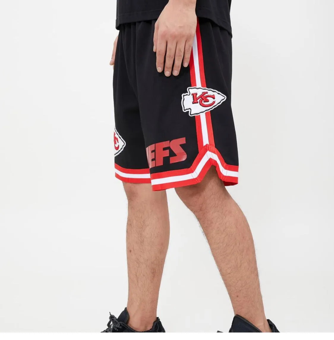 Pro Standard 2 Piece Kansas City Chiefs Short Set sold by Unleashed Streetwear product image thumbnail 5