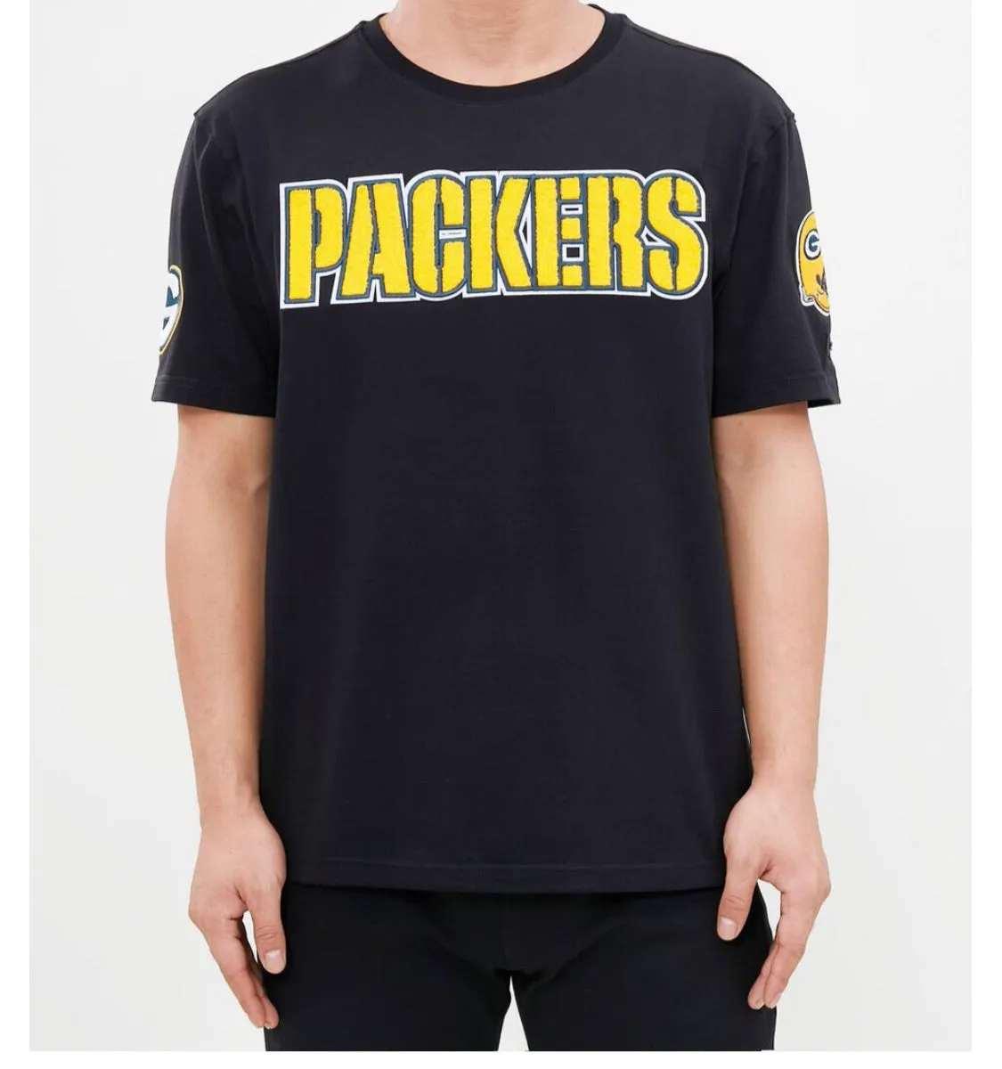 Pro Standard 2 Piece Green Bay Packers Short Set sold by Unleashed Streetwear product image thumbnail 2