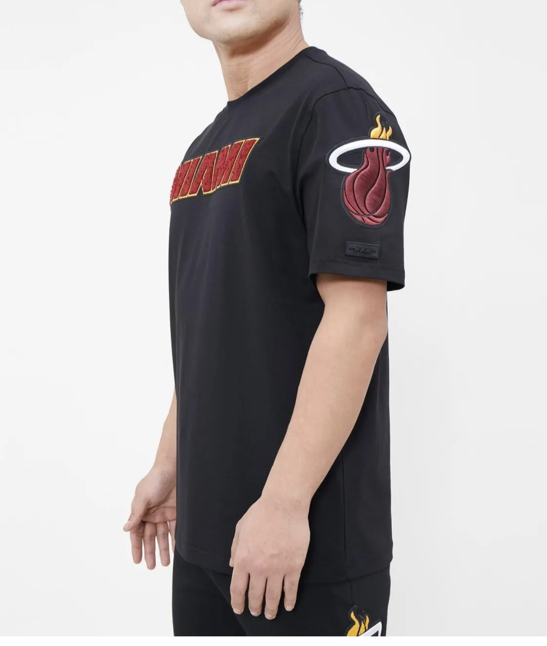 Pro Standard 2 Piece Miami Heat Short Set sold by Unleashed Streetwear product image thumbnail 5
