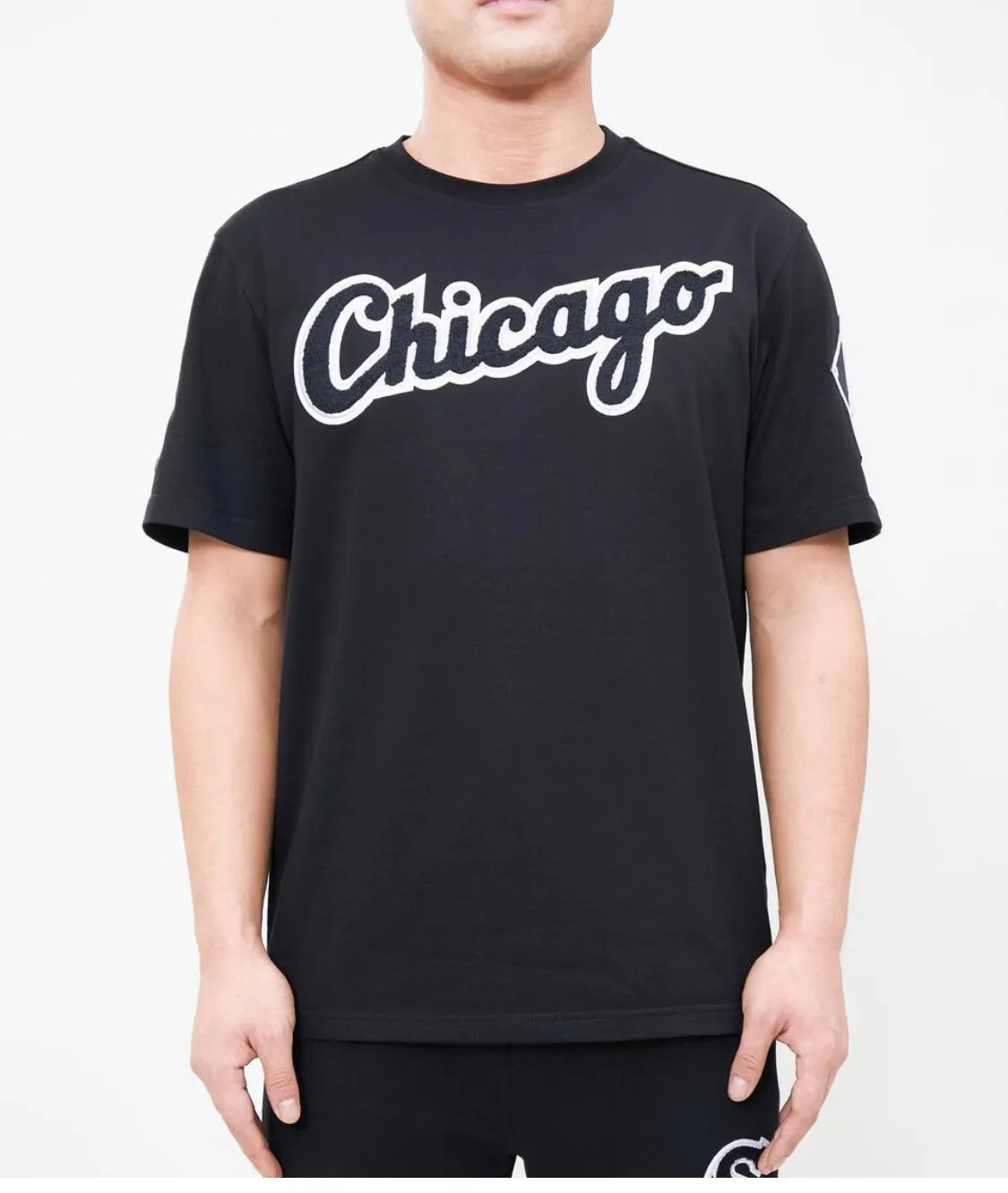 Pro Standard 2 Piece Chicago White Sox Short Set sold by Unleashed Streetwear product image thumbnail 4