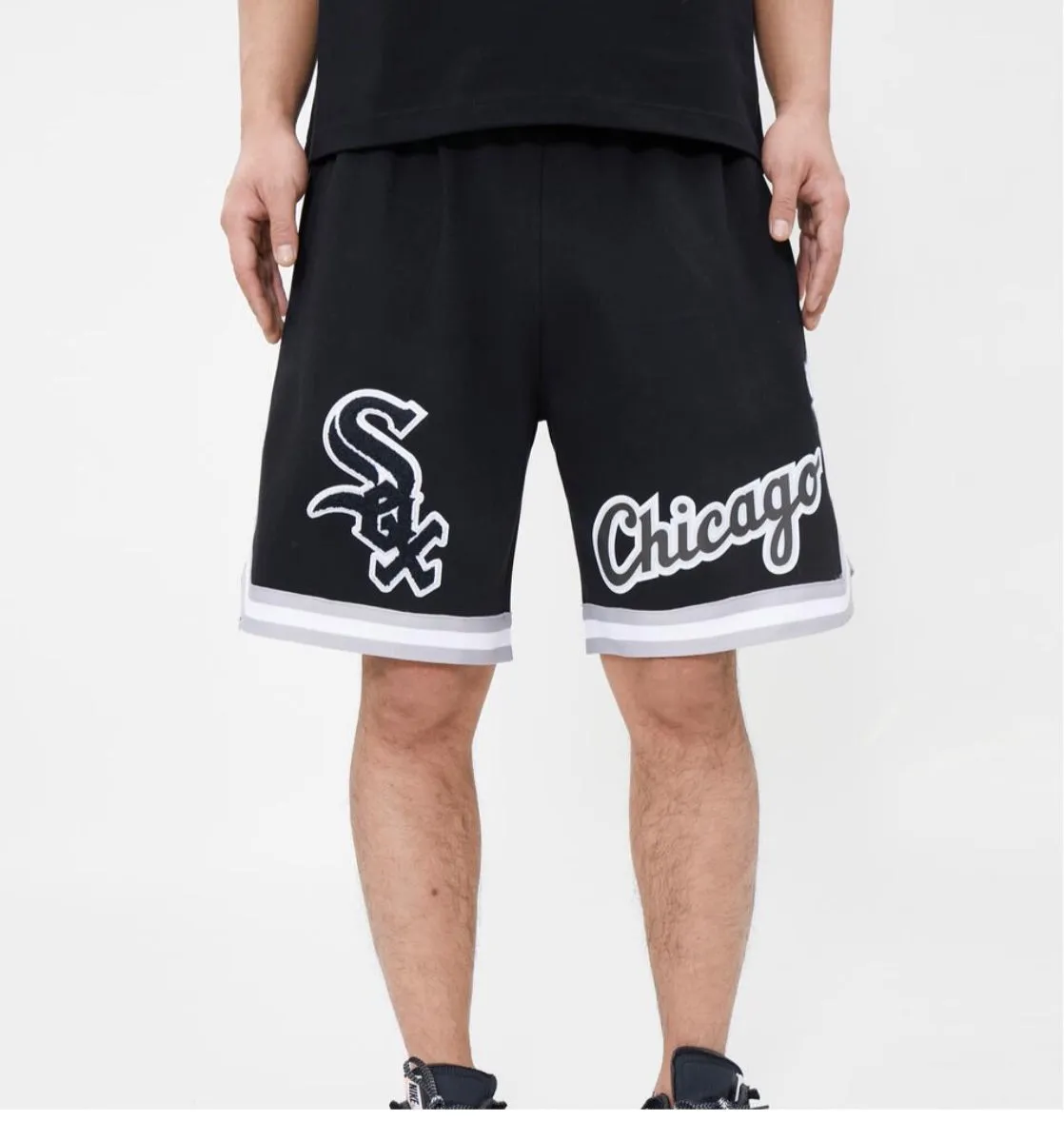 Pro Standard 2 Piece Chicago White Sox Short Set sold by Unleashed Streetwear product image thumbnail 2