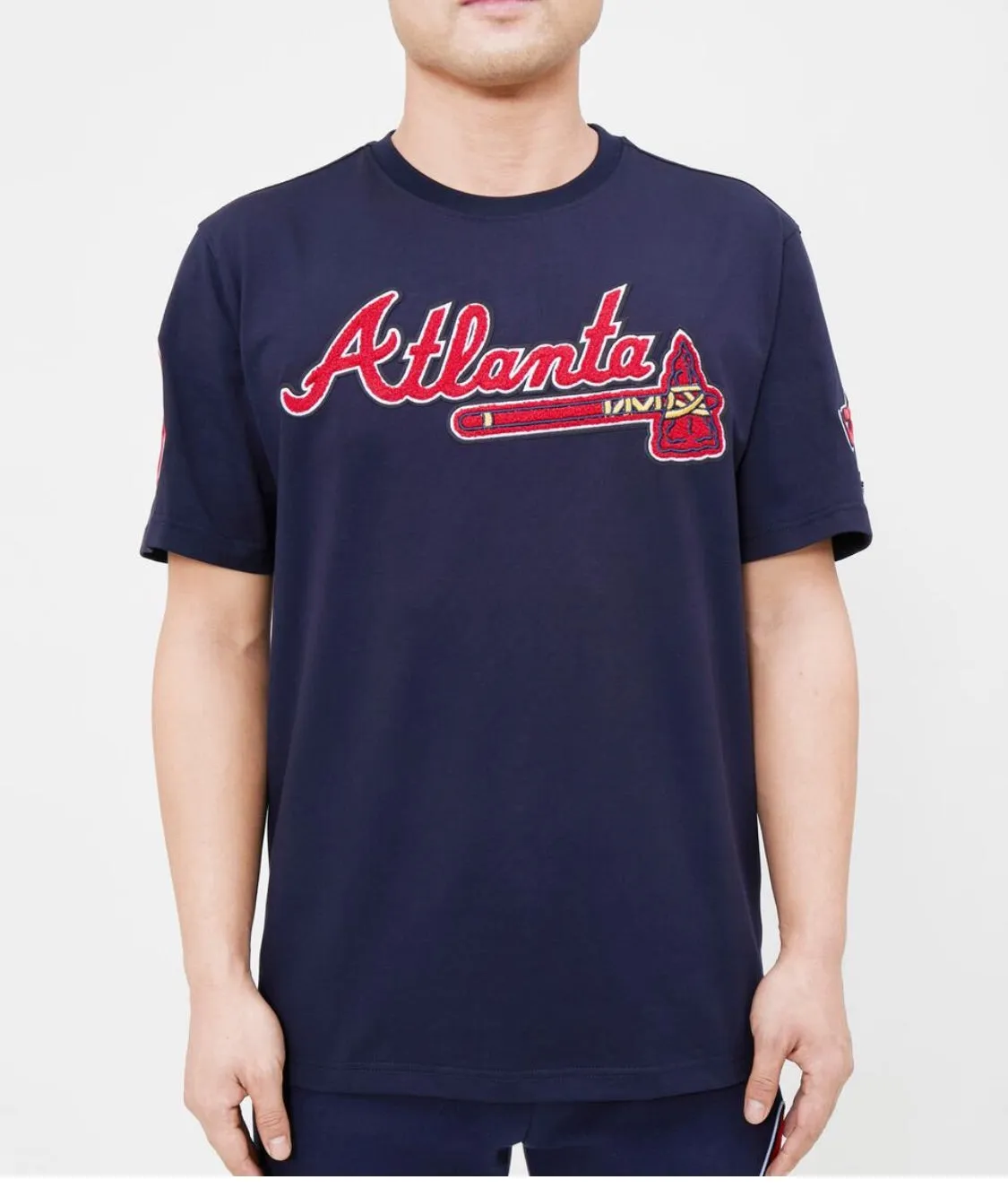 Pro Standard 2 Piece Atlanta Braves Short Set sold by Unleashed Streetwear product image thumbnail 2