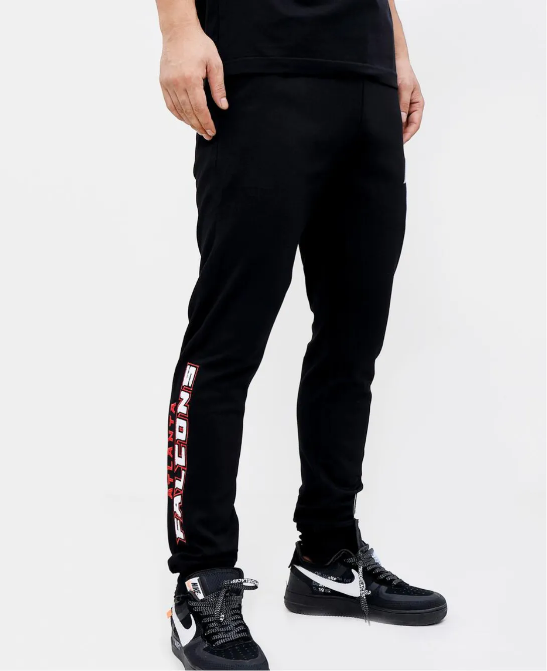 Men’s Pro Standard Sports Atlanta Falcons 2 Piece Sweat Suit Set sold by Unleashed Streetwear product image thumbnail 2