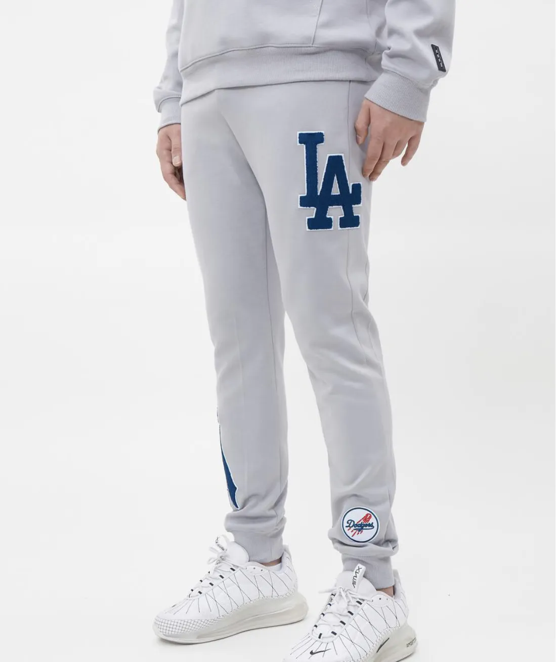 Men’s Pro Standard LA Dodgers 2 Piece Sweat Suit Set sold by Unleashed Streetwear product image thumbnail 4