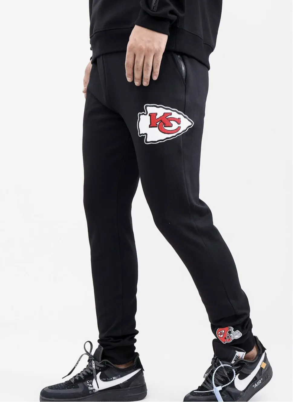 Men’s Pro Standard Kansas City Chiefs 2 Piece Sweat Suit Set sold by Unleashed Streetwear product image thumbnail 2