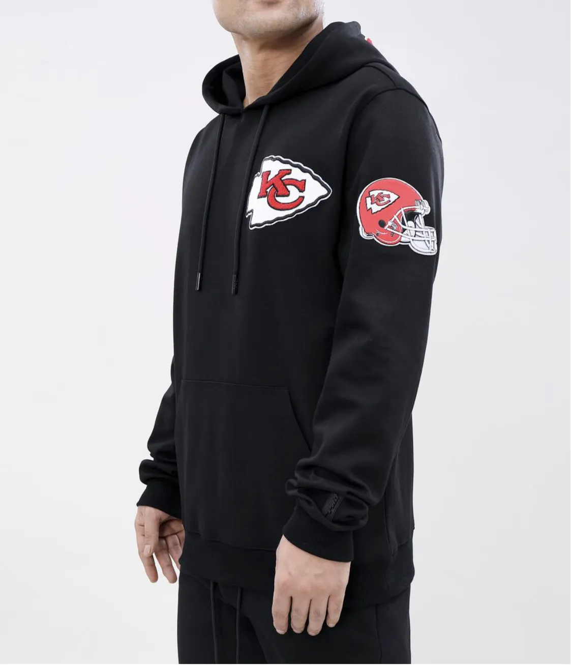 Men’s Pro Standard Kansas City Chiefs 2 Piece Sweat Suit Set sold by Unleashed Streetwear product image thumbnail 4