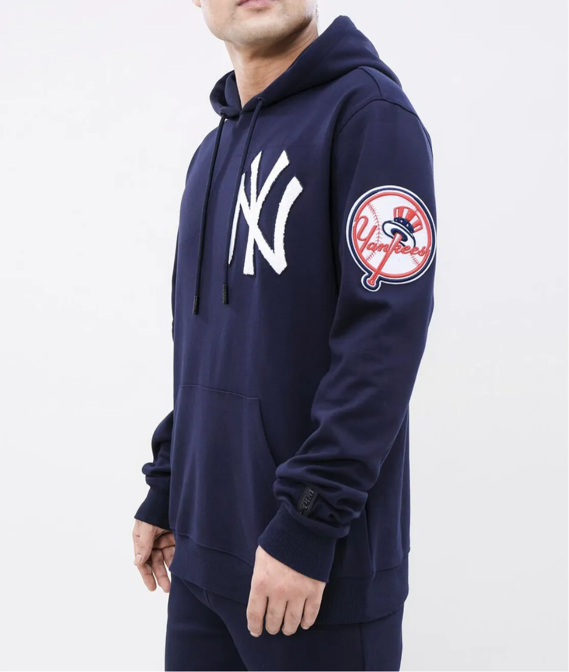 Men’s Pro Standard New York Yankees 2 Piece Sweat Suit Set sold by Unleashed Streetwear product image thumbnail 5