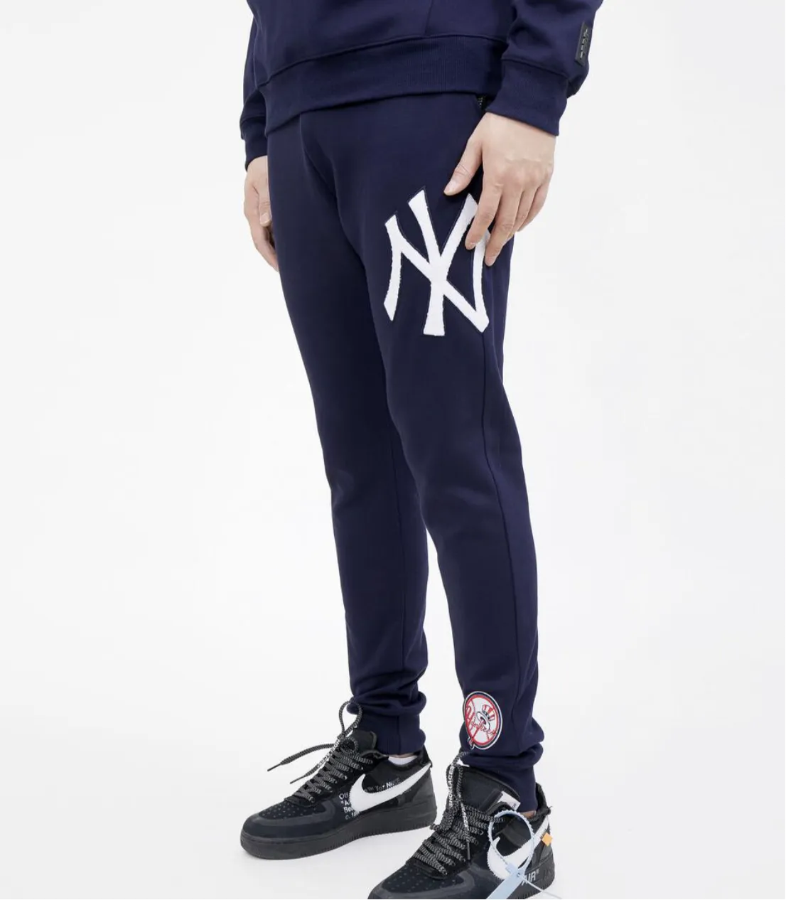 Men’s Pro Standard New York Yankees 2 Piece Sweat Suit Set sold by Unleashed Streetwear product image thumbnail 4