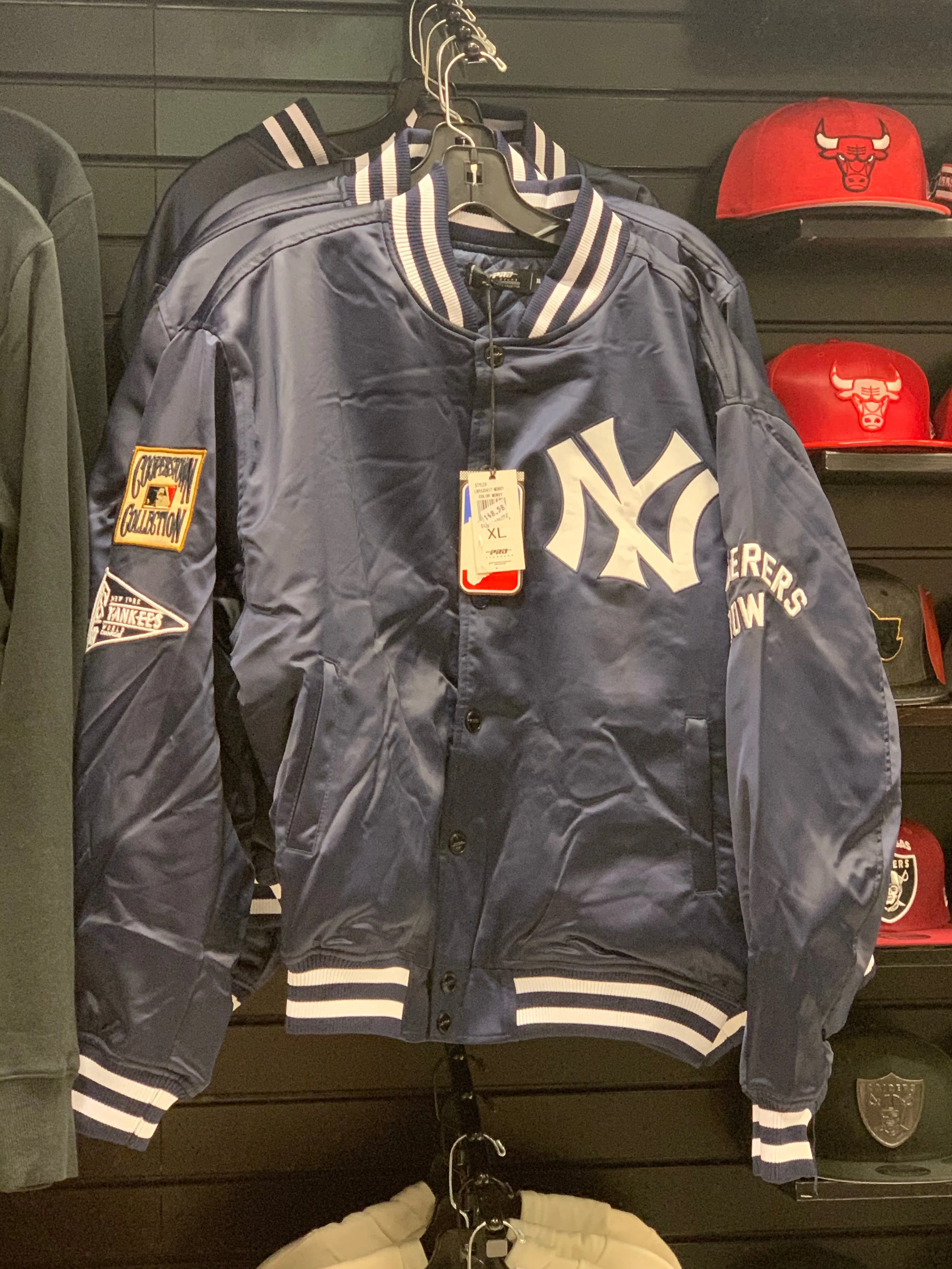 Men’s Pro Standard New York Yankees Jacket sold by Unleashed Streetwear product image thumbnail 2