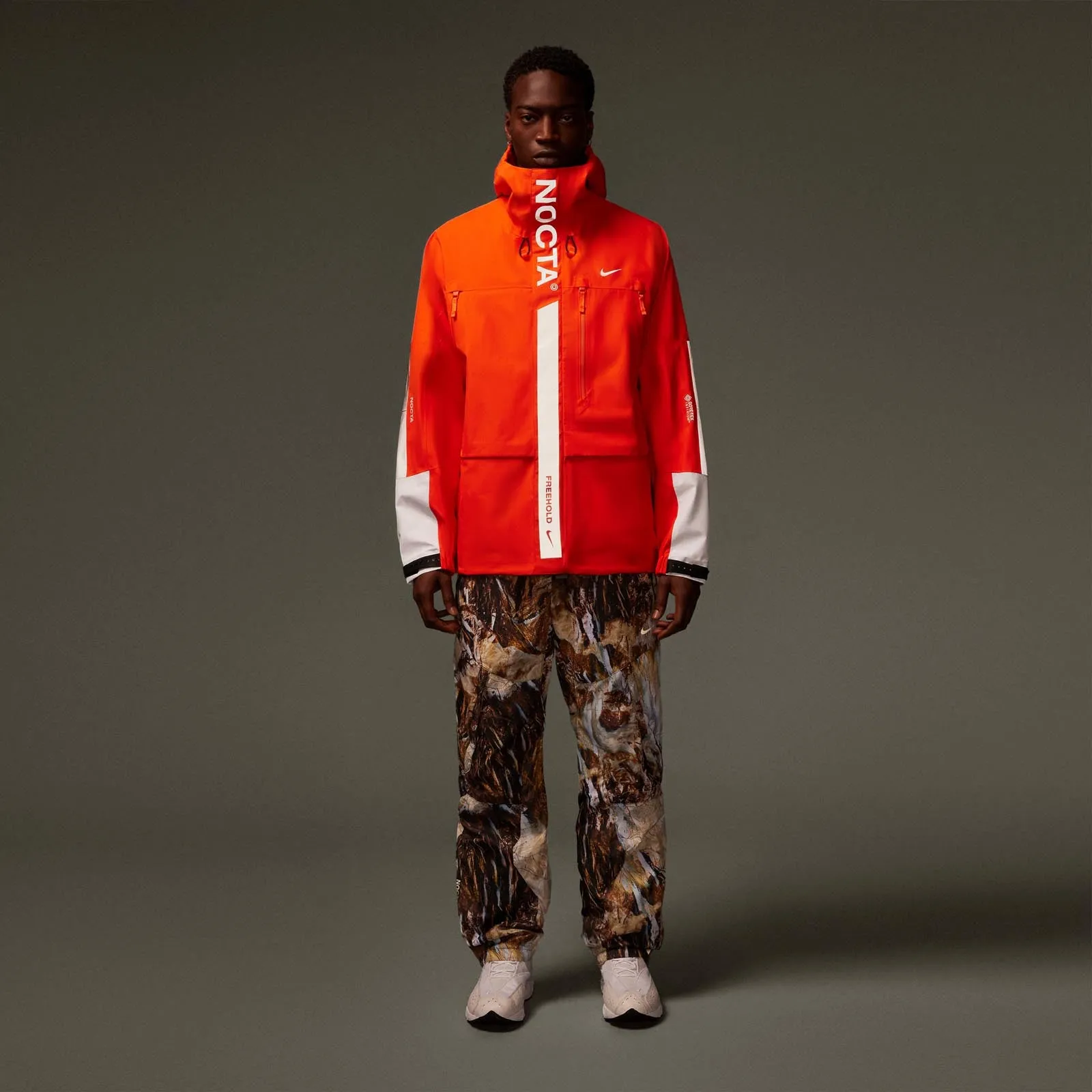 Tungsten Alien GORETEX Jacket sold by Nocta product image thumbnail 3