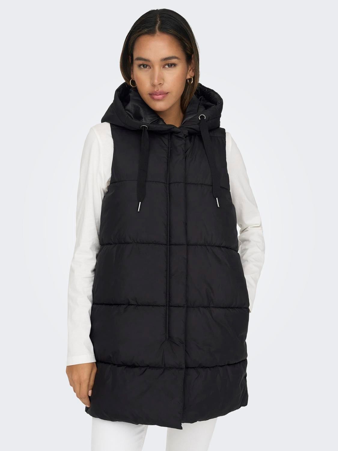 Lasta Puffer Vest-Black- Only sold by Uforia Muse