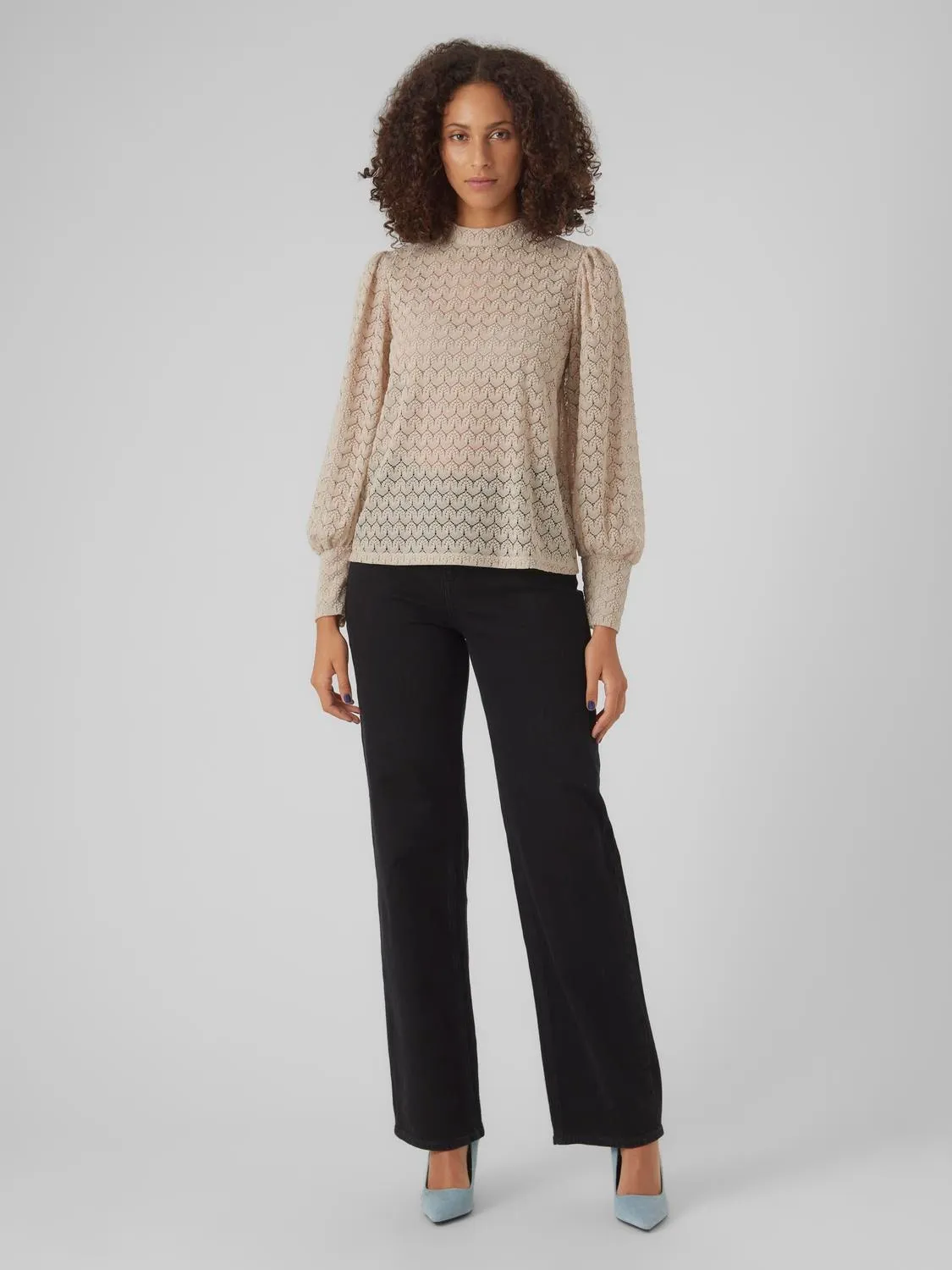 Becca Blouse- Vero Moda sold by Uforia Muse product image thumbnail 5
