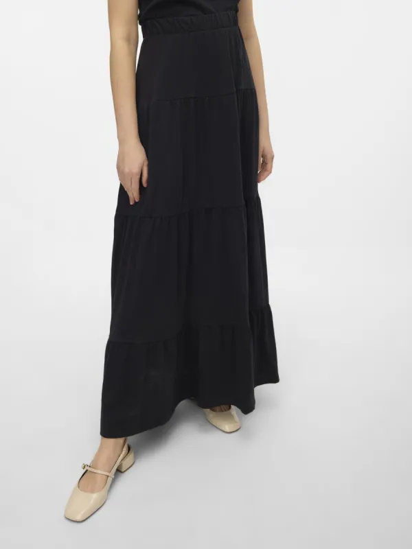 Mia HW Skirt- Vero Moda sold by Uforia Muse