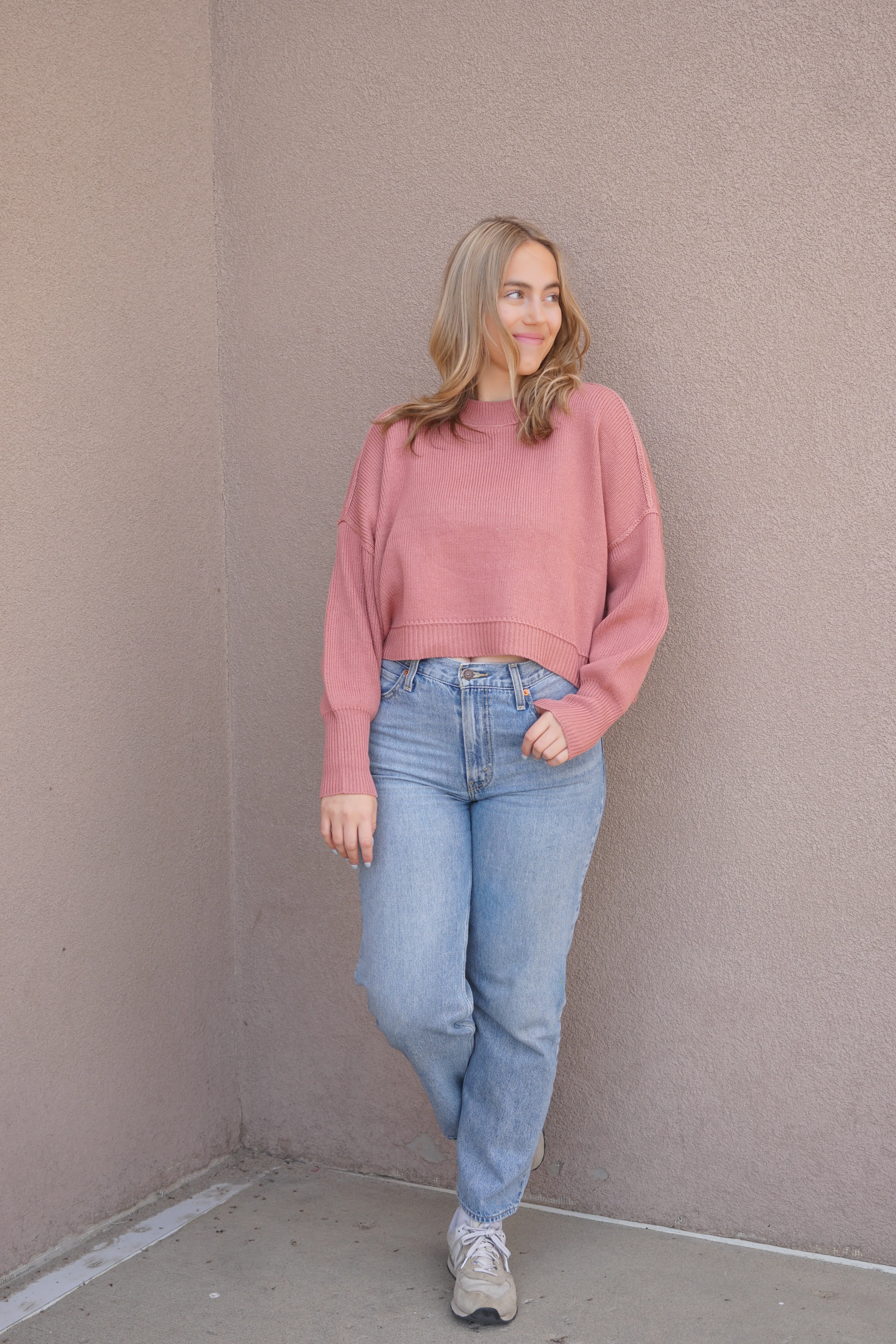 Sumire Pullover- Rd Style sold by Uforia Muse product image thumbnail 2