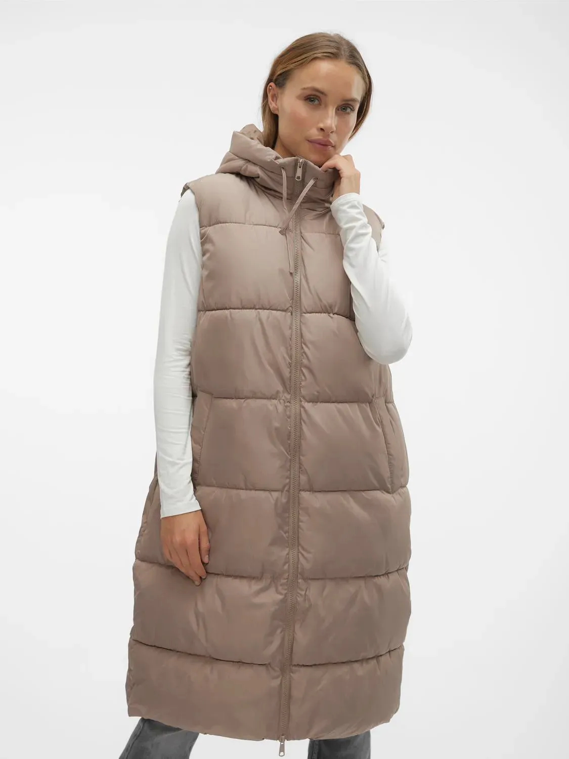 Ligaane Vest-taupe- Vero Moda sold by Uforia Muse product image thumbnail 4