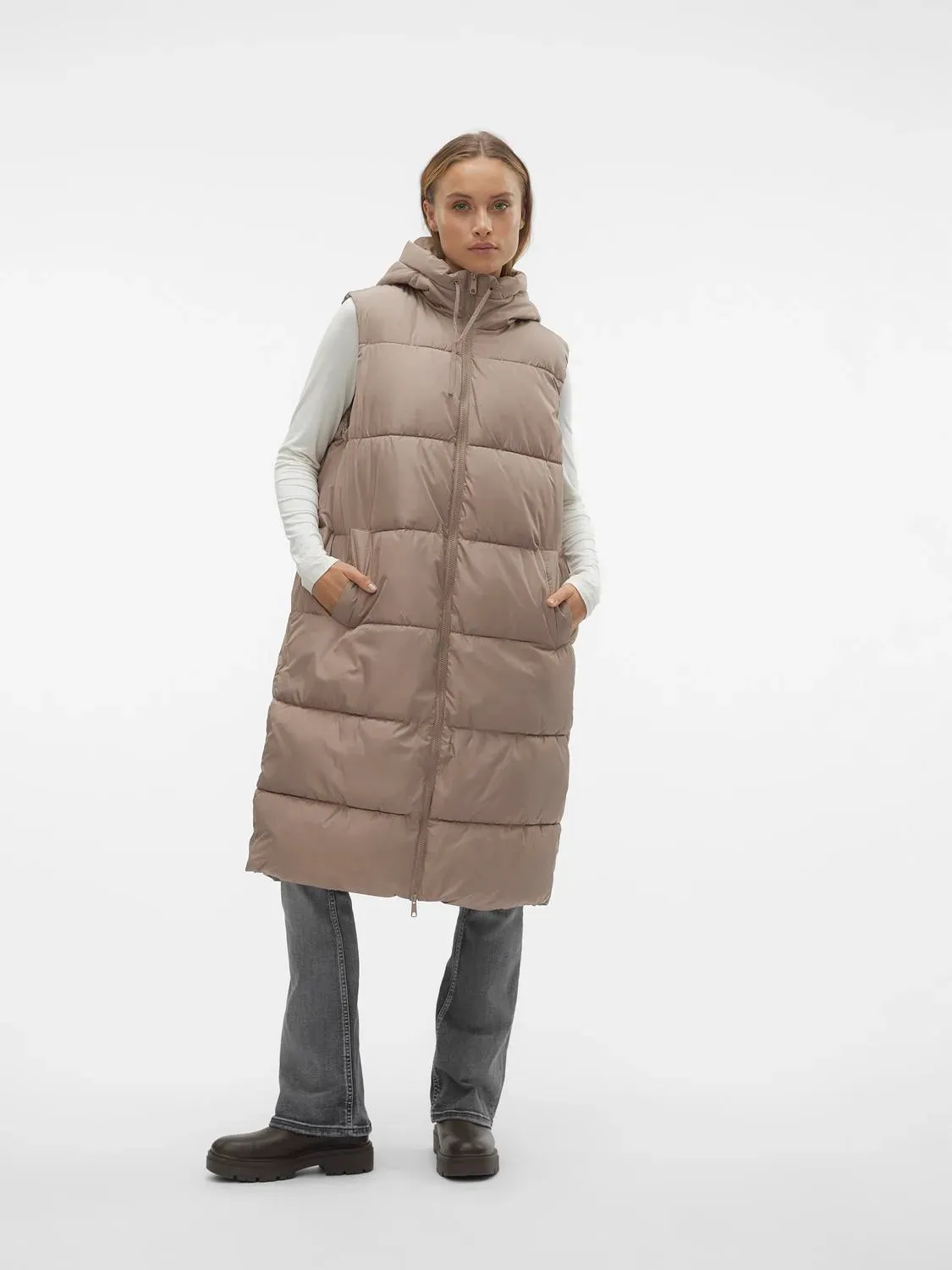 Ligaane Vest-taupe- Vero Moda sold by Uforia Muse product image thumbnail 5