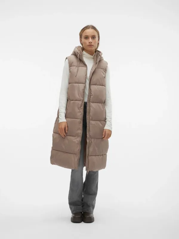 Ligaane Vest-taupe- Vero Moda sold by Uforia Muse