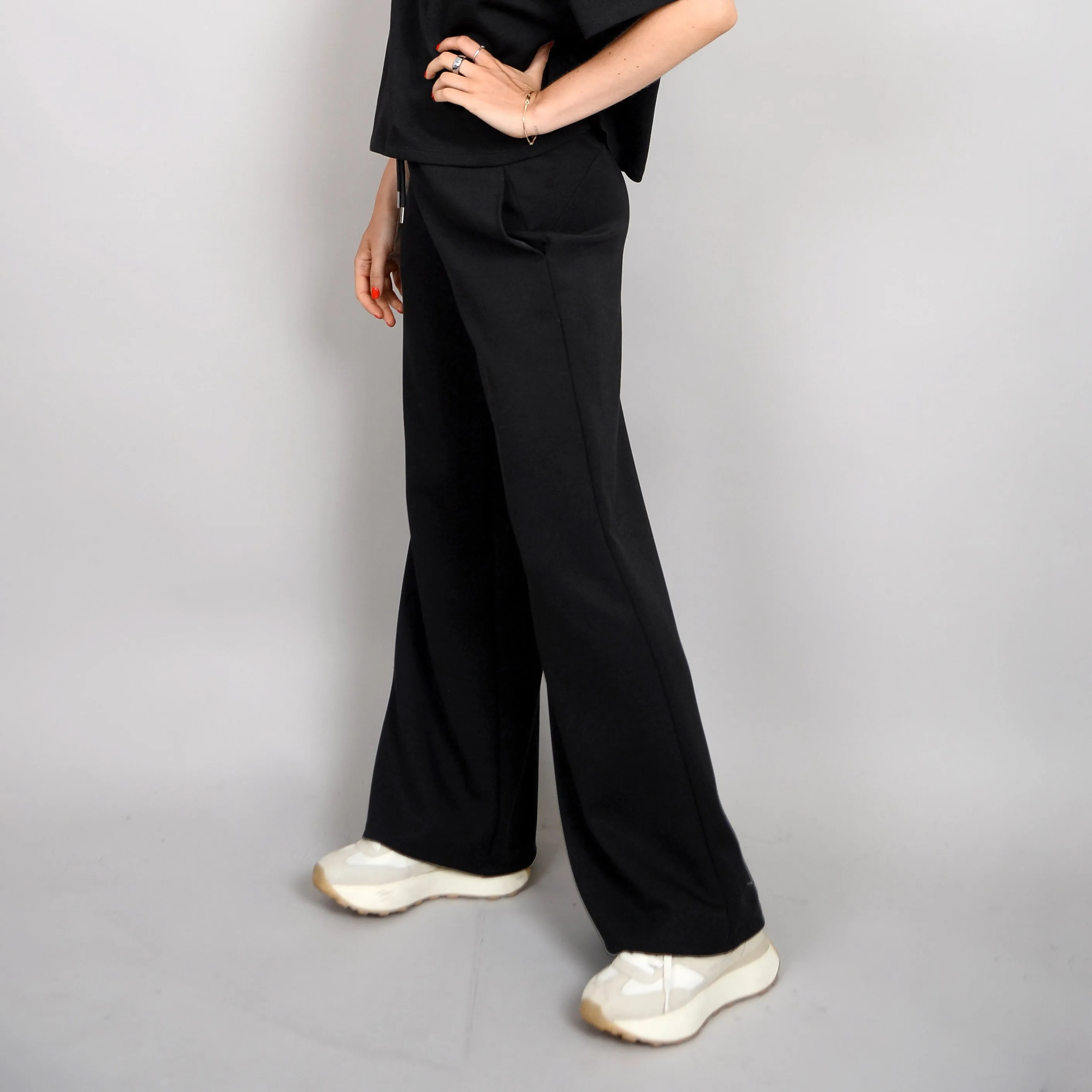 Erika Pant- Rd Style sold by Uforia Muse product image thumbnail 2