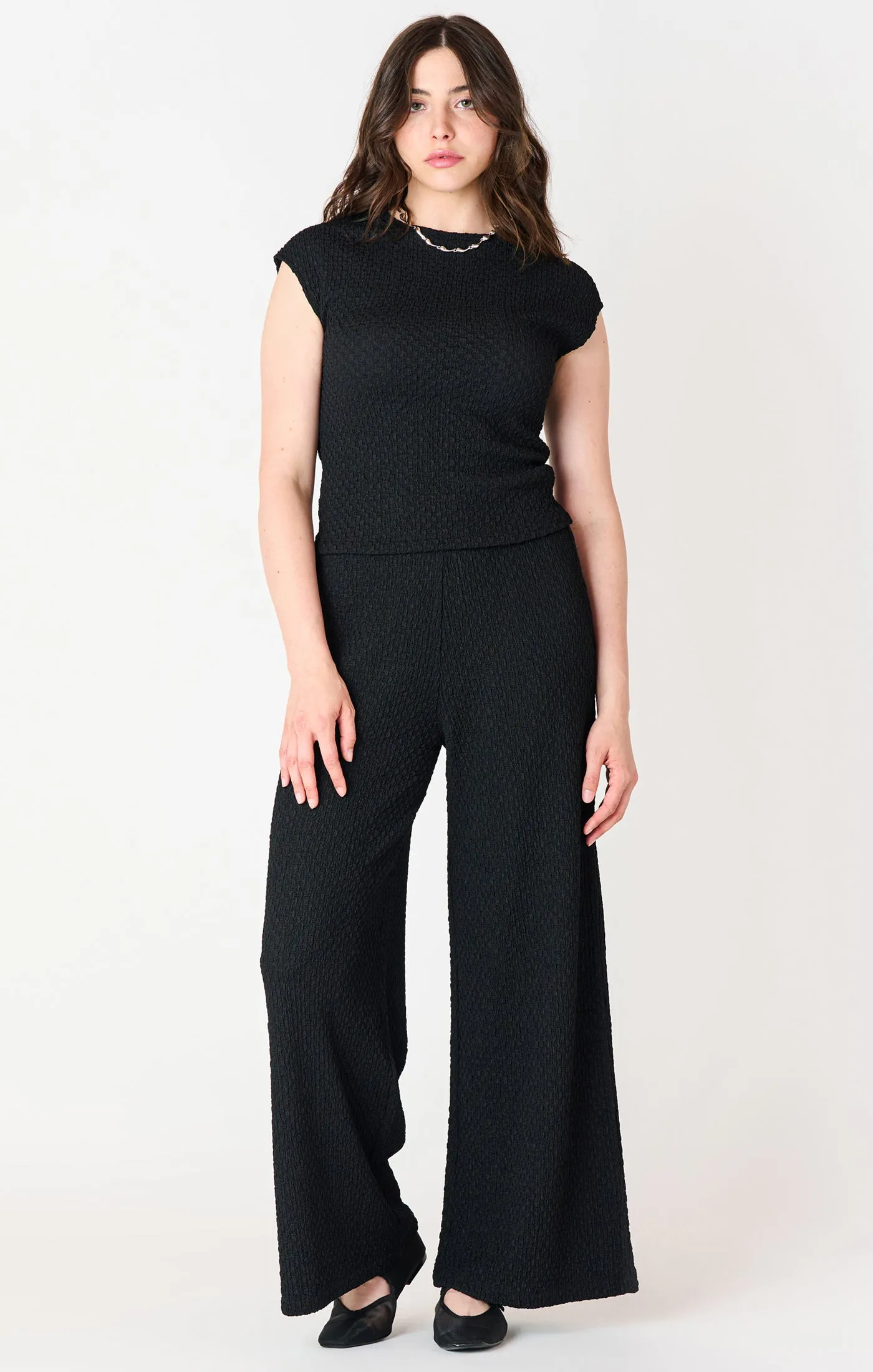 Textured Flowy Wide Leg Pants sold by Uforia Muse product image thumbnail 4