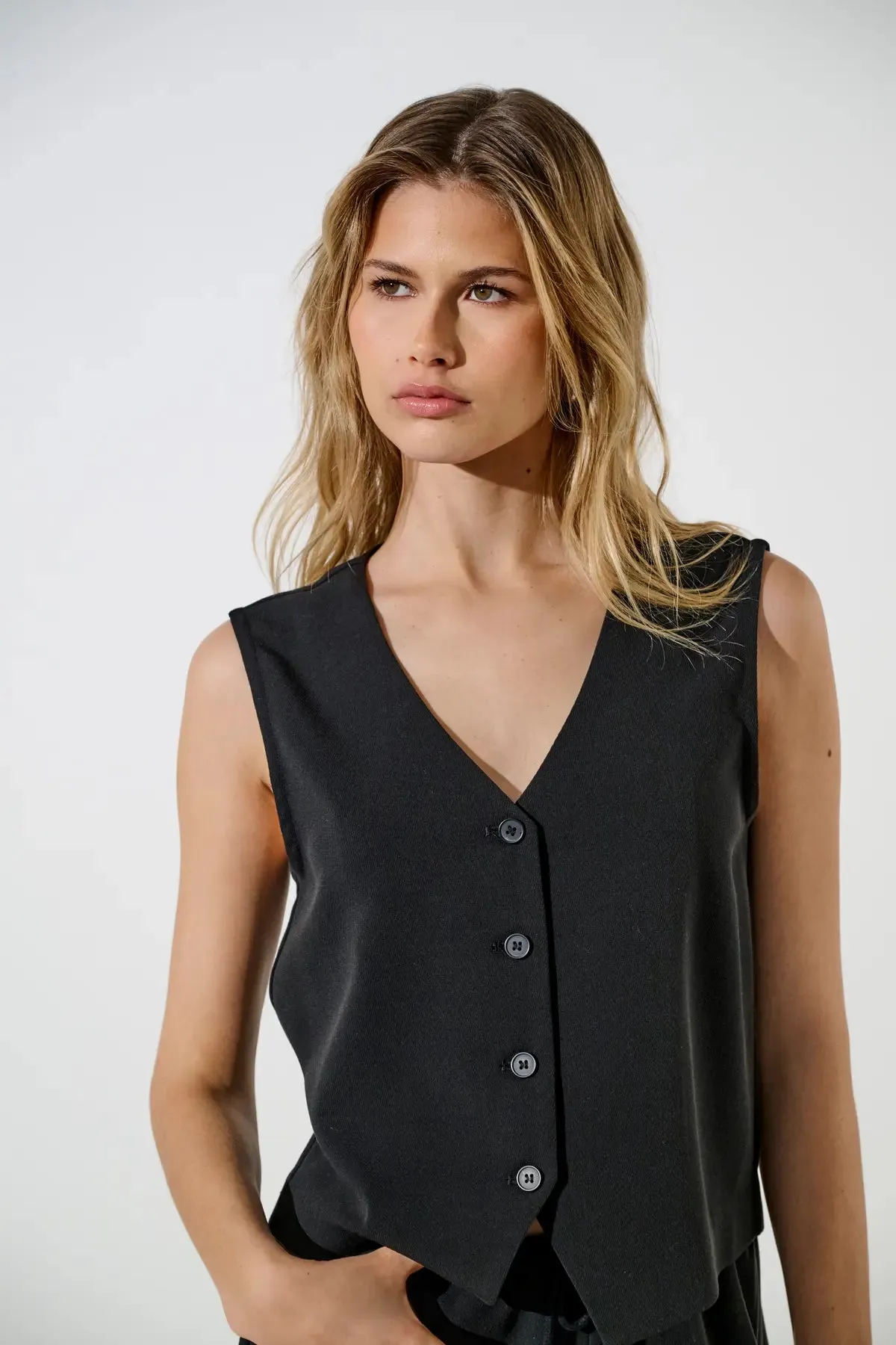 Thana Life Vest-BLK-Only sold by Uforia Muse product image thumbnail 3