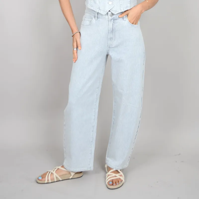 Sammi Barrel Jean- RD Style sold by Uforia Muse