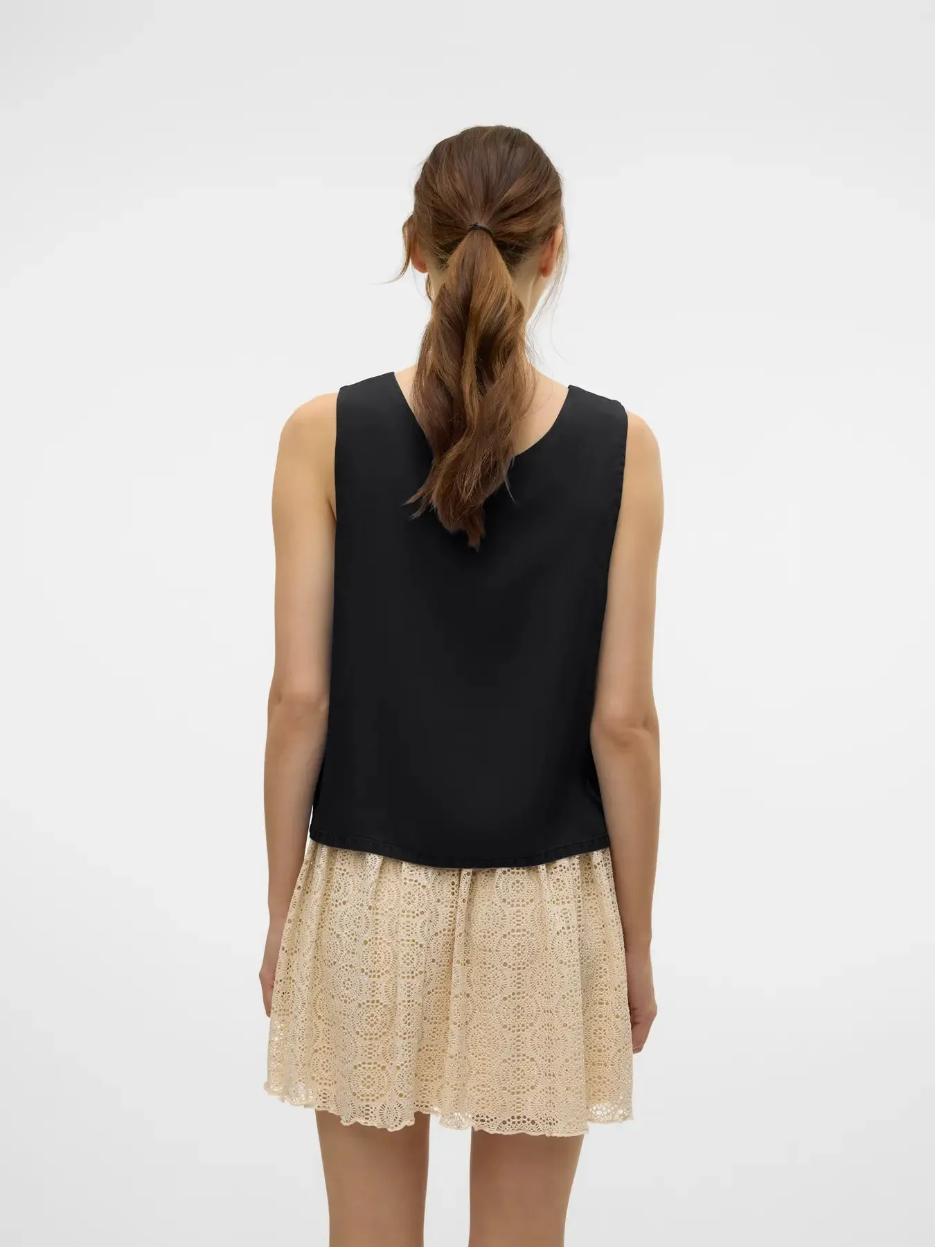 Fleur Tencel Top- Vero Moda sold by Uforia Muse product image thumbnail 2