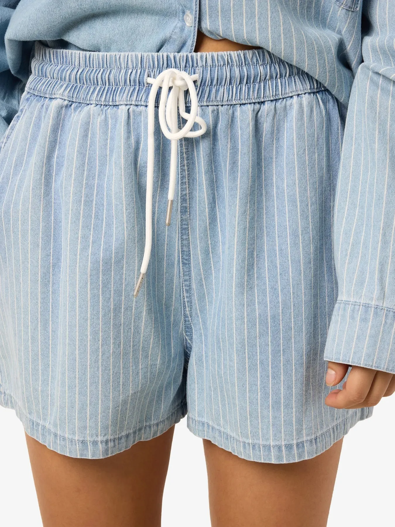 Katri Stripe Short- noisy May sold by Uforia Muse