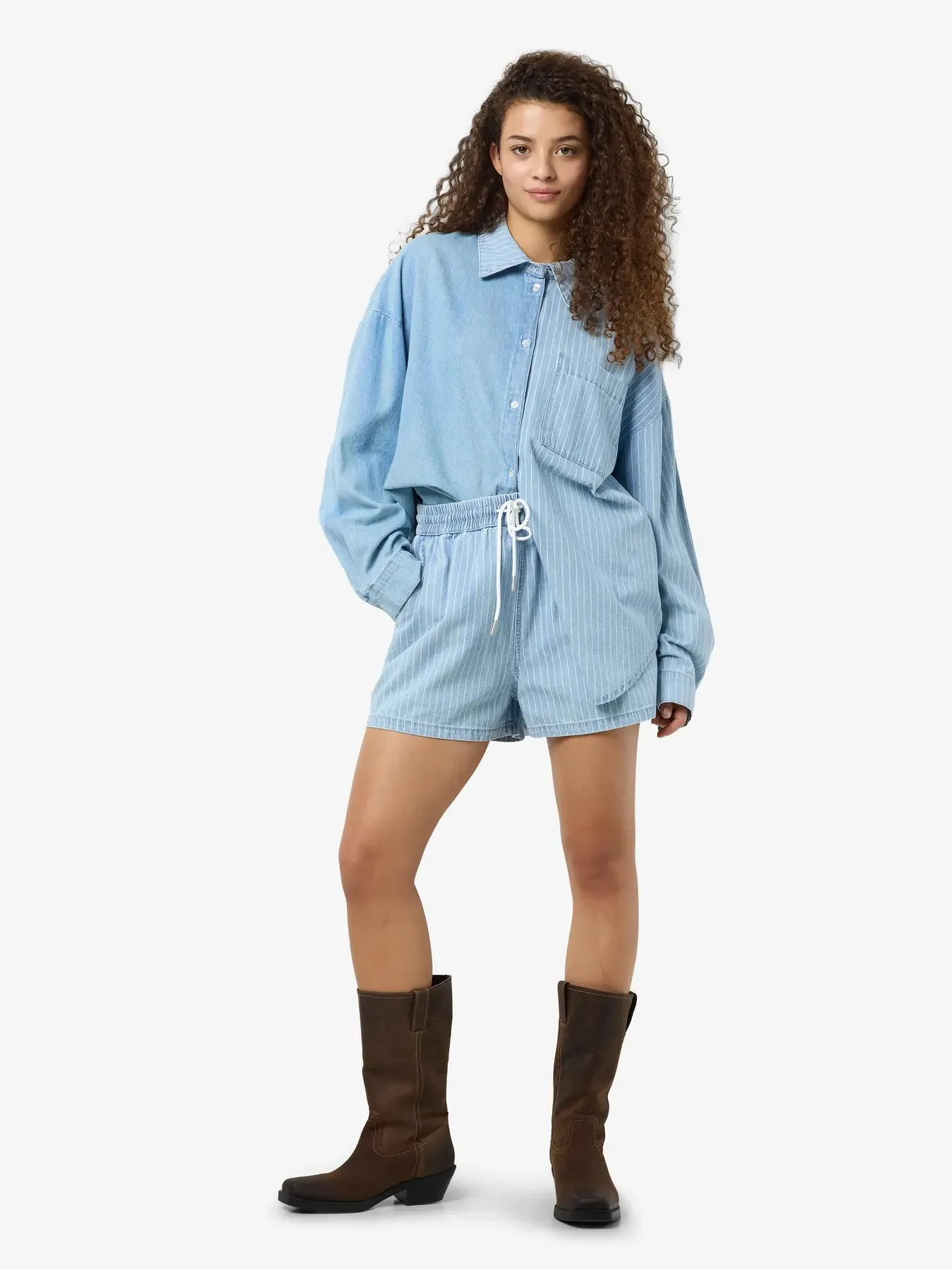 Katri Stripe Short- noisy May sold by Uforia Muse product image thumbnail 3