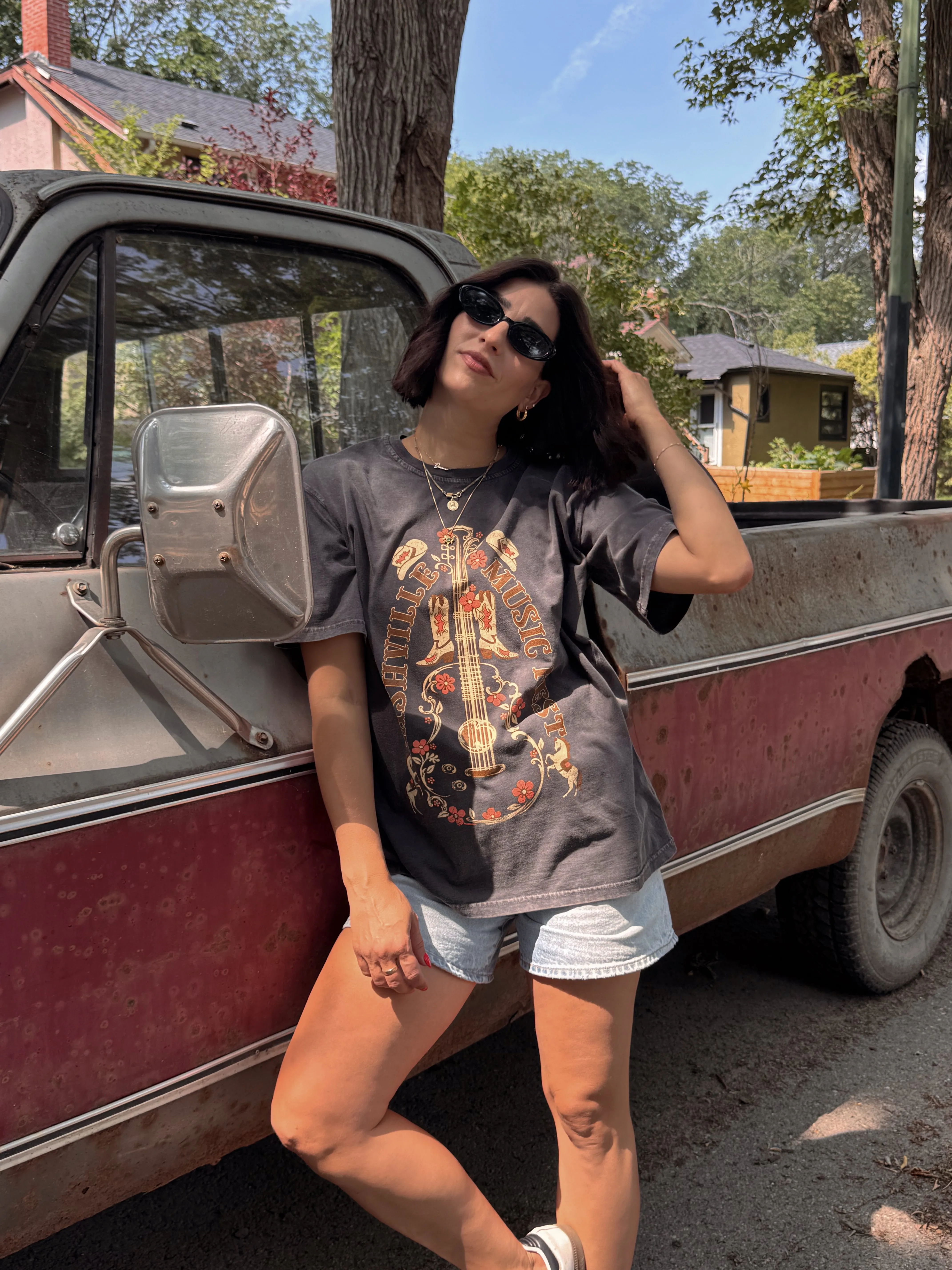 Nashville Music Fest Tee-Shop Teach sold by Uforia Muse product image thumbnail 5