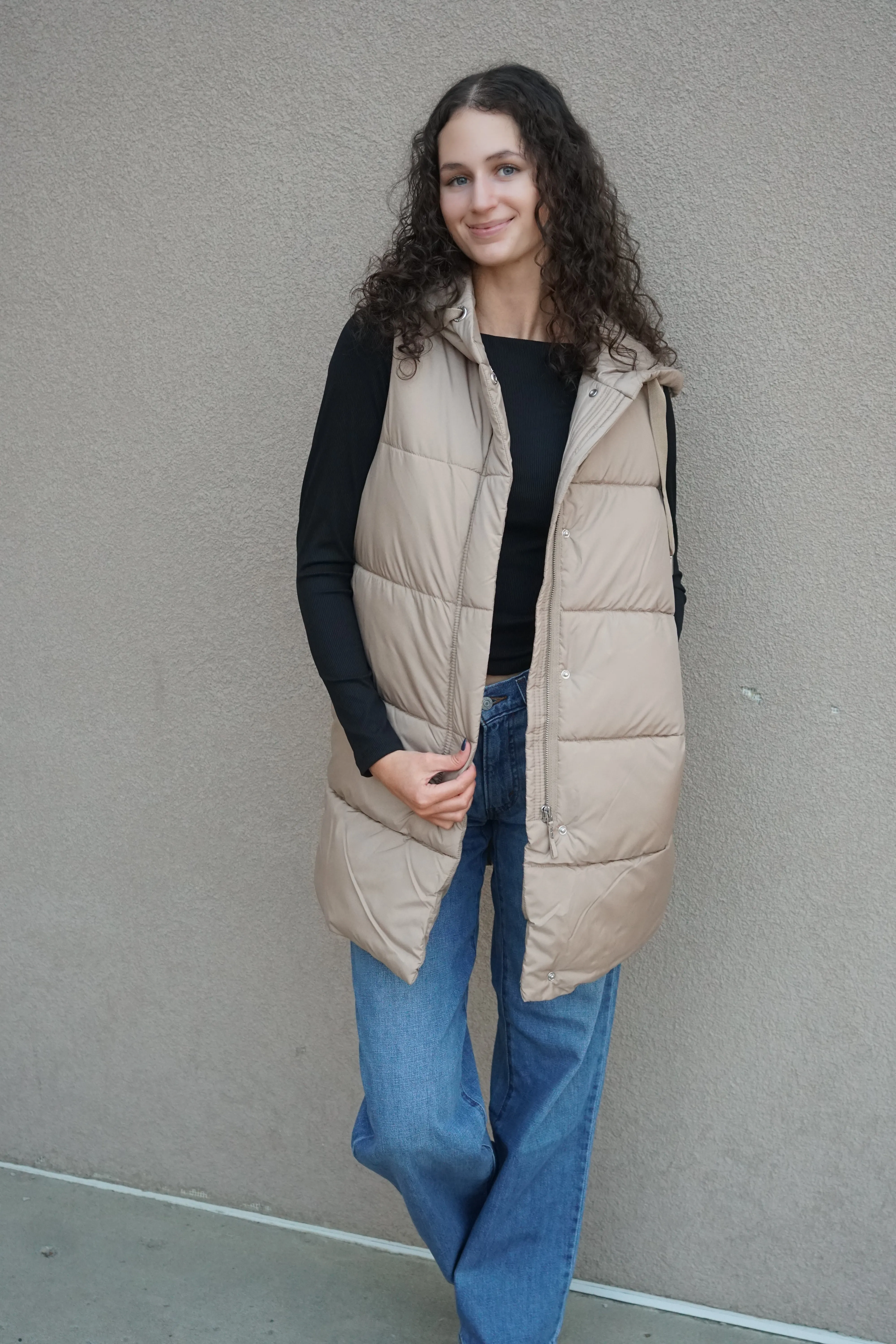 Asta Puffer Vest-Mink- Only sold by Uforia Muse