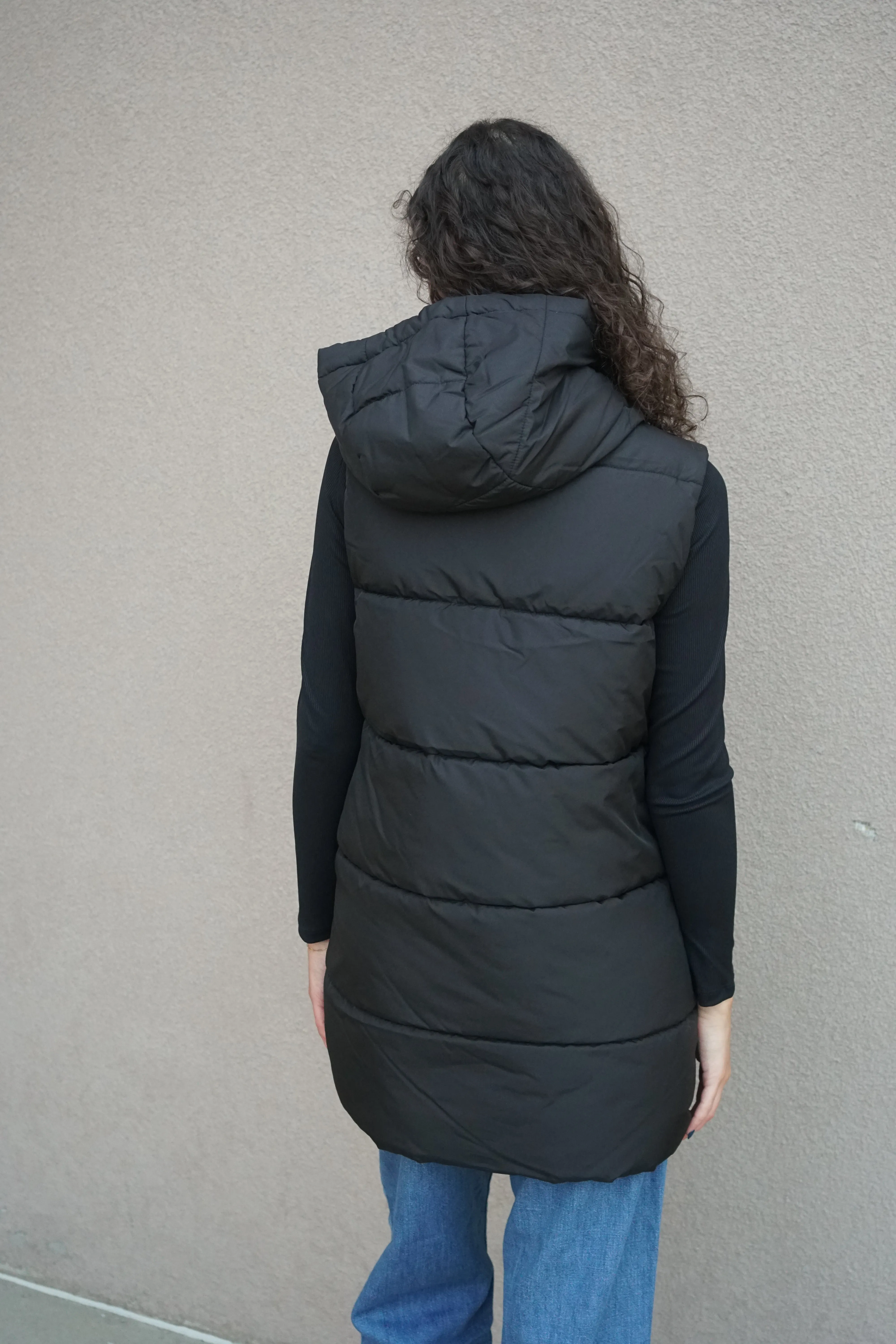 Asta Puffer Vest-Blk- Only sold by Uforia Muse product image thumbnail 2