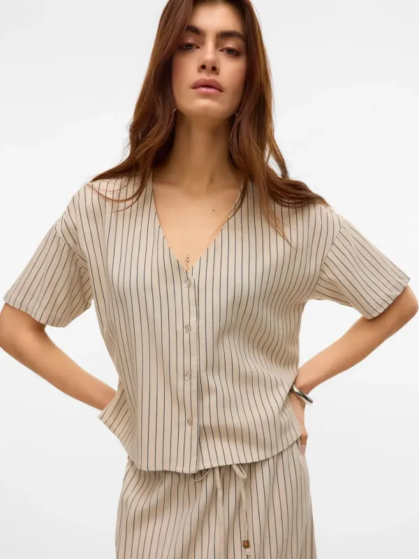 Mymilo Button Top-Anja-Vero Moda made by Vero Moda