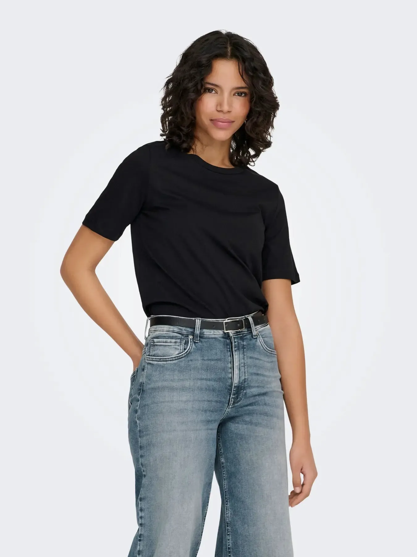 S/S Tee-Black- Only sold by Uforia Muse product image thumbnail 4