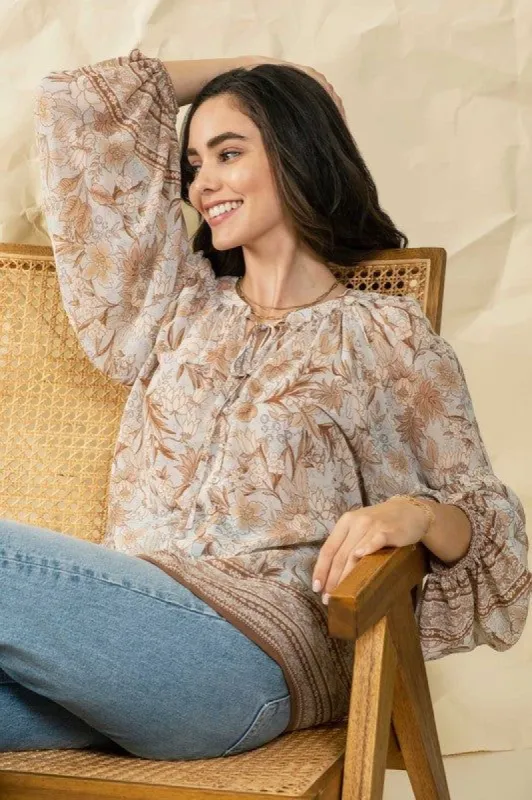 Plus Floral Blouse sold by Uforia Muse