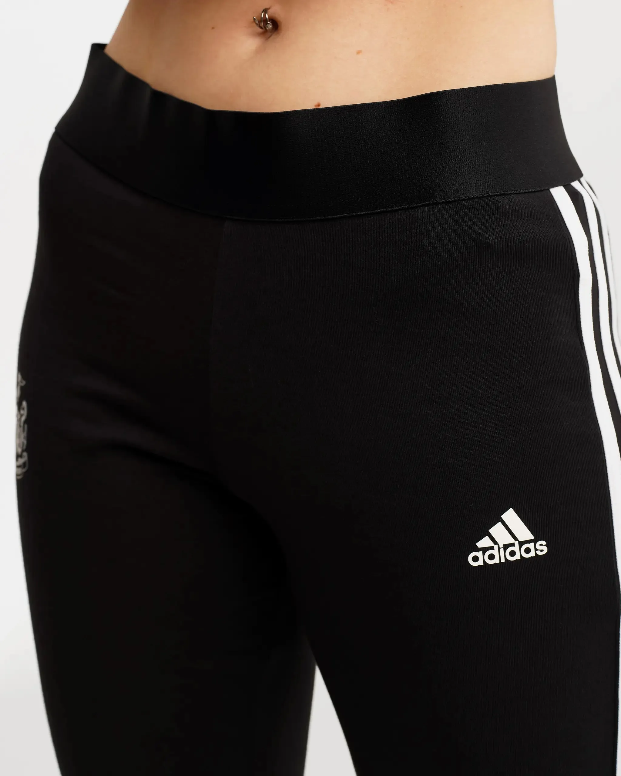 Newcastle United adidas Women's Essentials 3-Stripes Leggings sold by Newcastle United product image thumbnail 3
