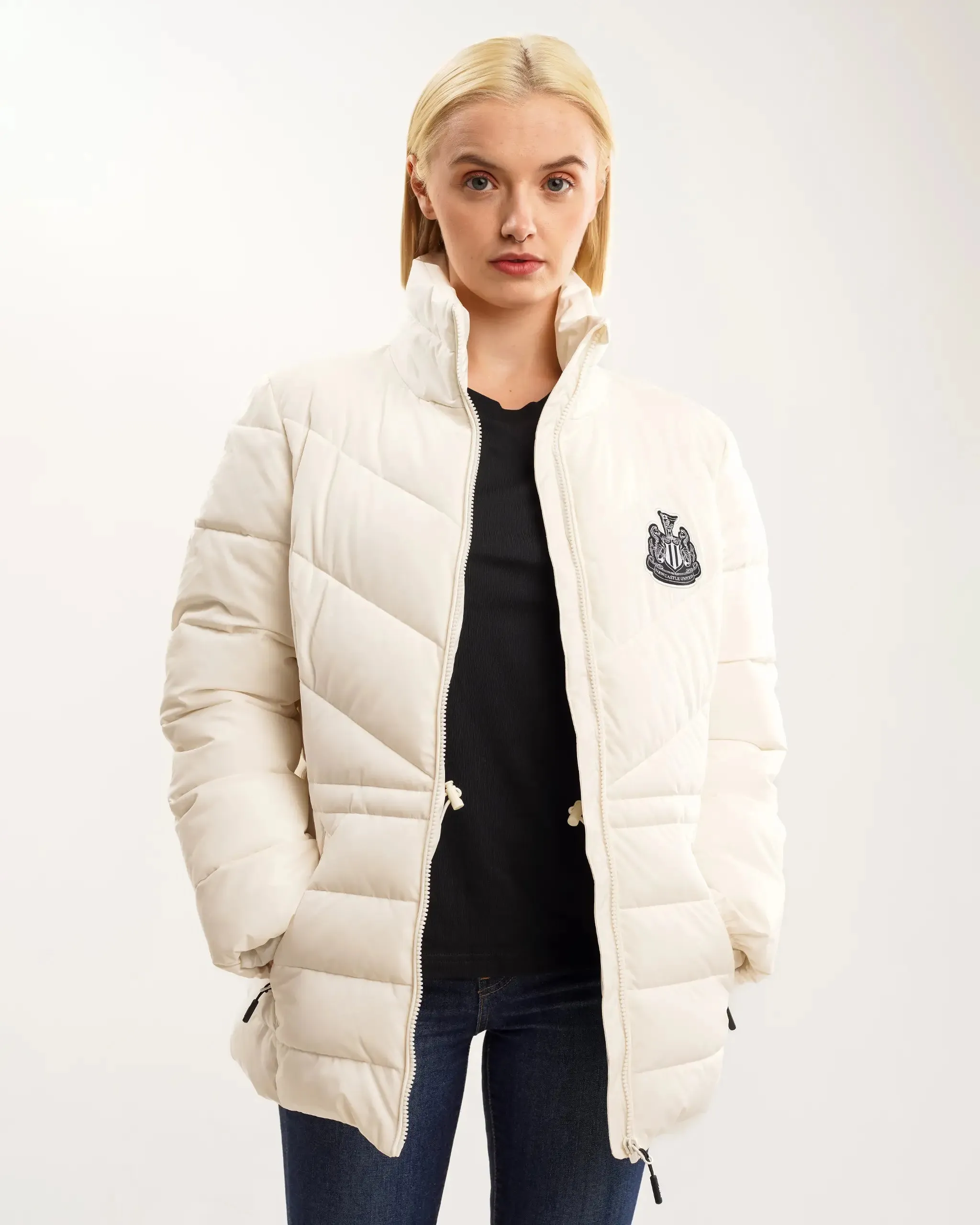 Newcastle United Women's White Lightweight Jacket sold by Newcastle United product image thumbnail 5