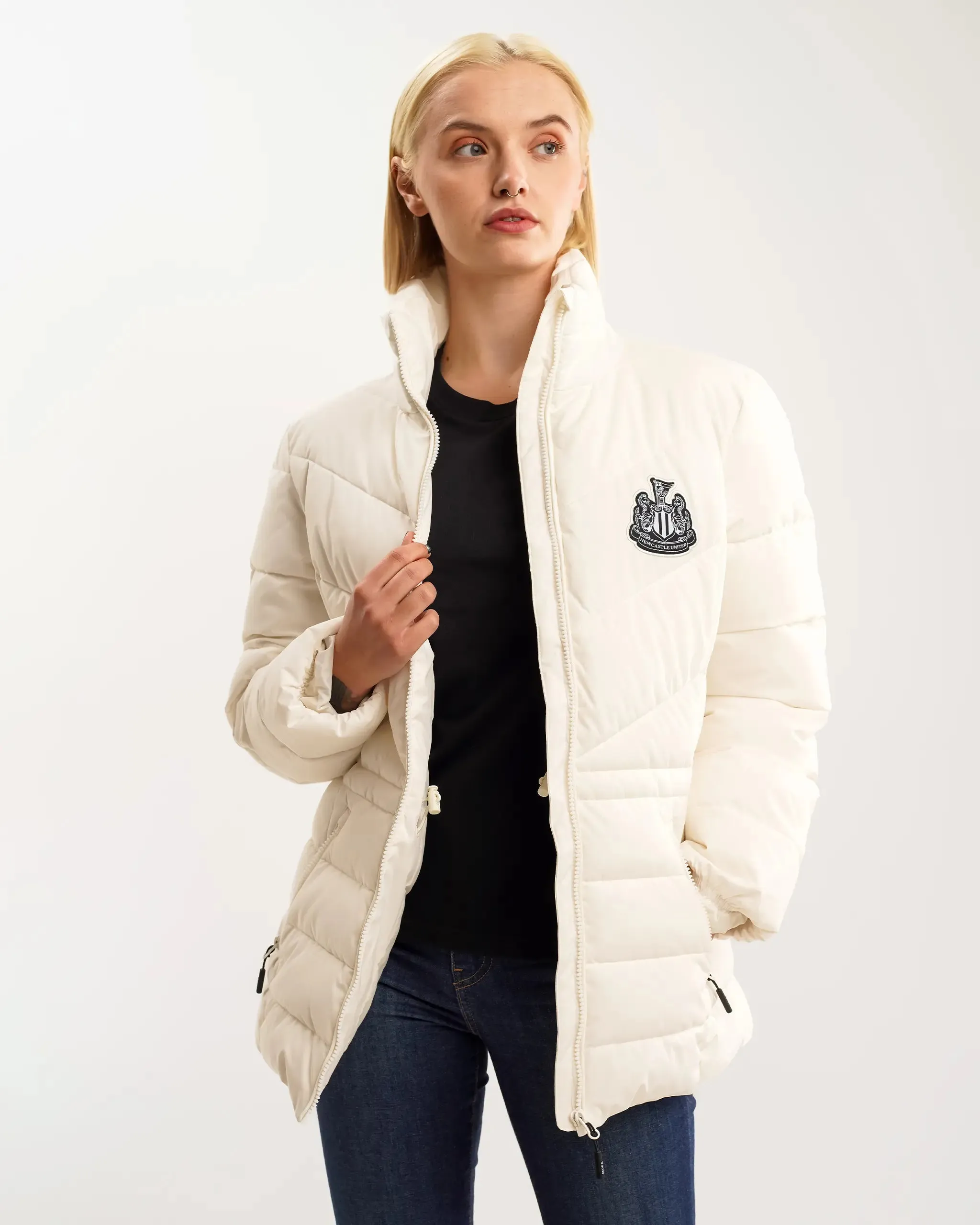 Newcastle United Women's White Lightweight Jacket sold by Newcastle United product image thumbnail 2