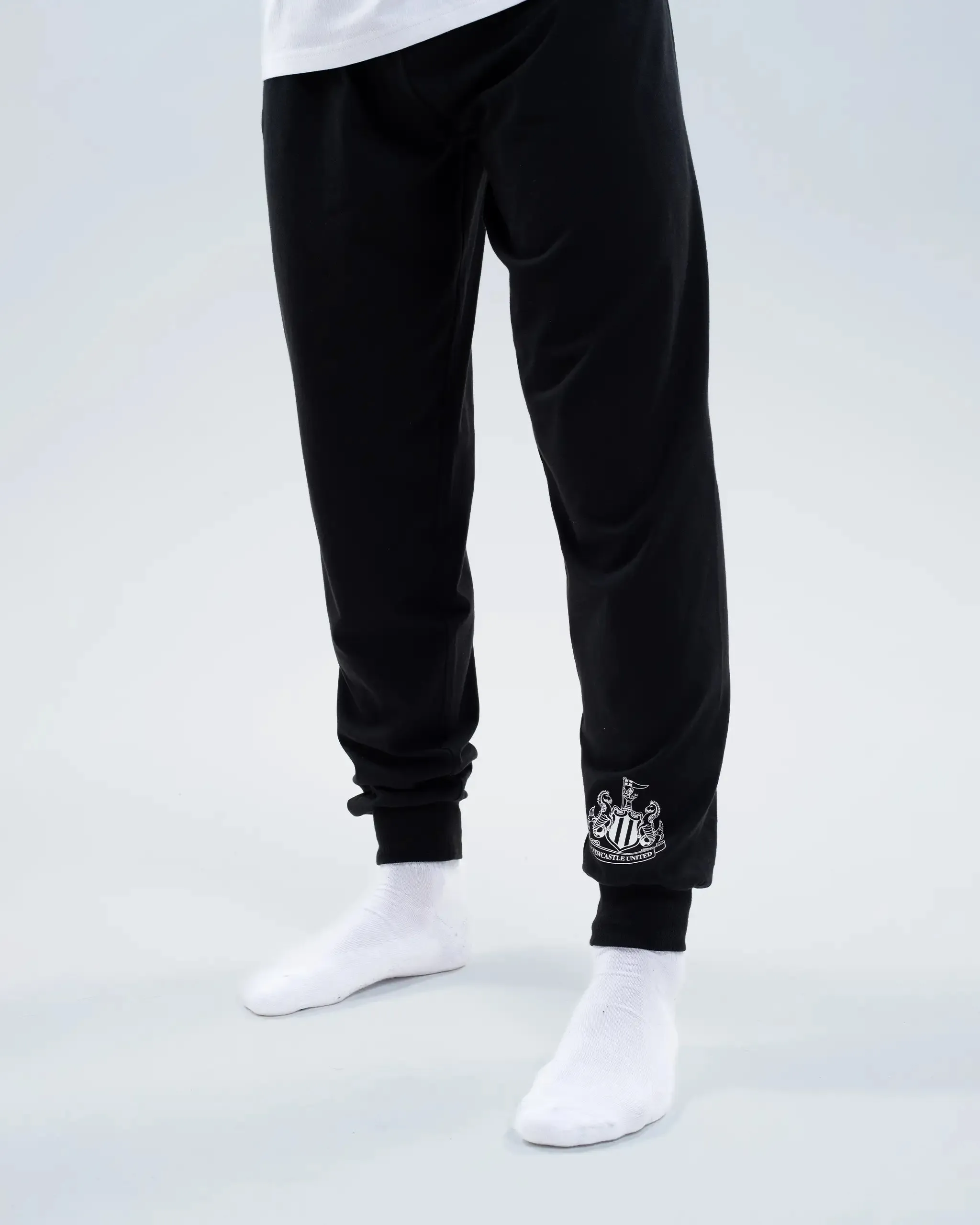 Newcastle United Men's Black and White Cuffed Pyjama Set sold by Newcastle United product image thumbnail 3